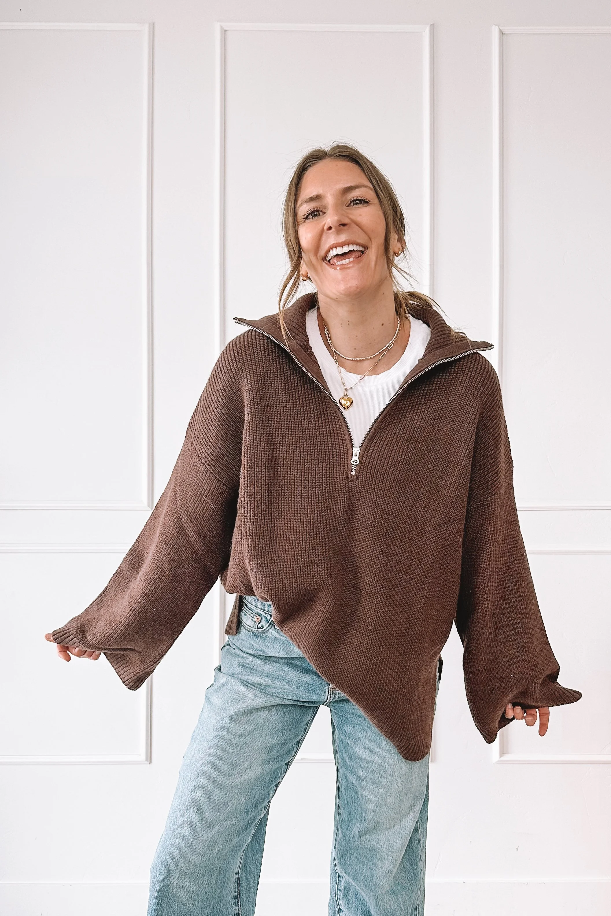 foxy-kind-leopard-sneakers-close-up-outfit-detail