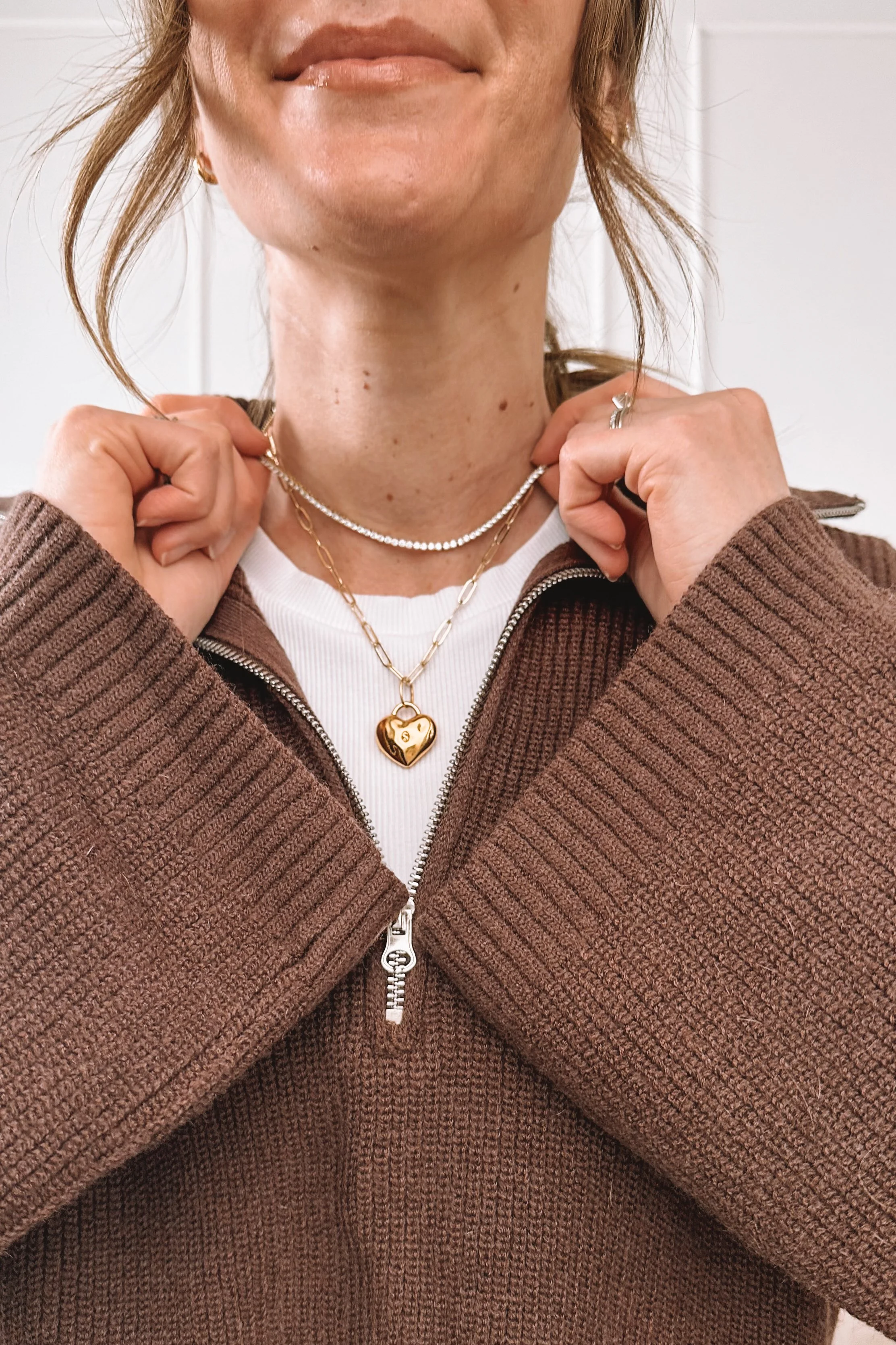 foxy-kind-leopard-sneakers-close-up-outfit-detail