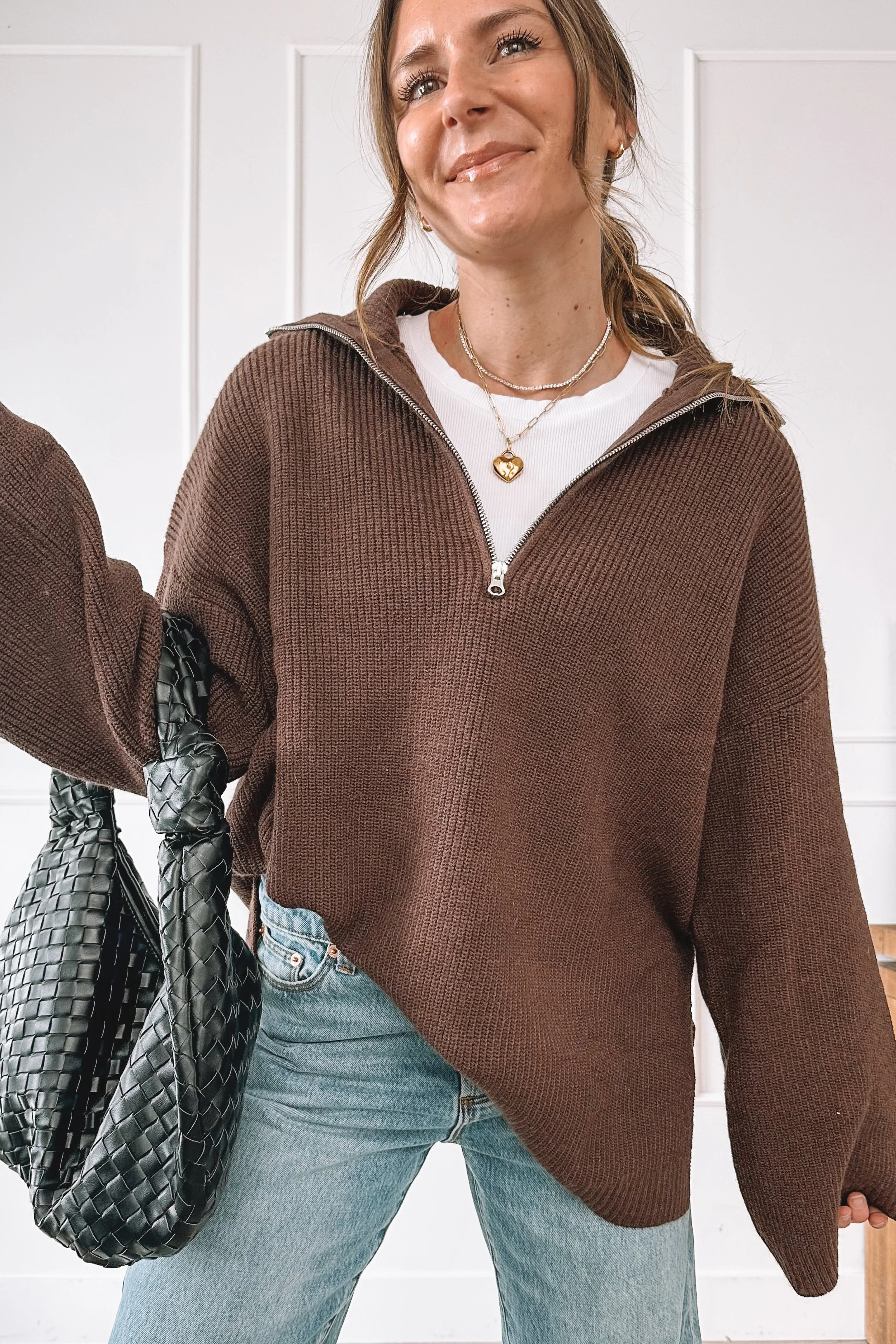 black-woven-hobo-bag-amazon-outfit-detail