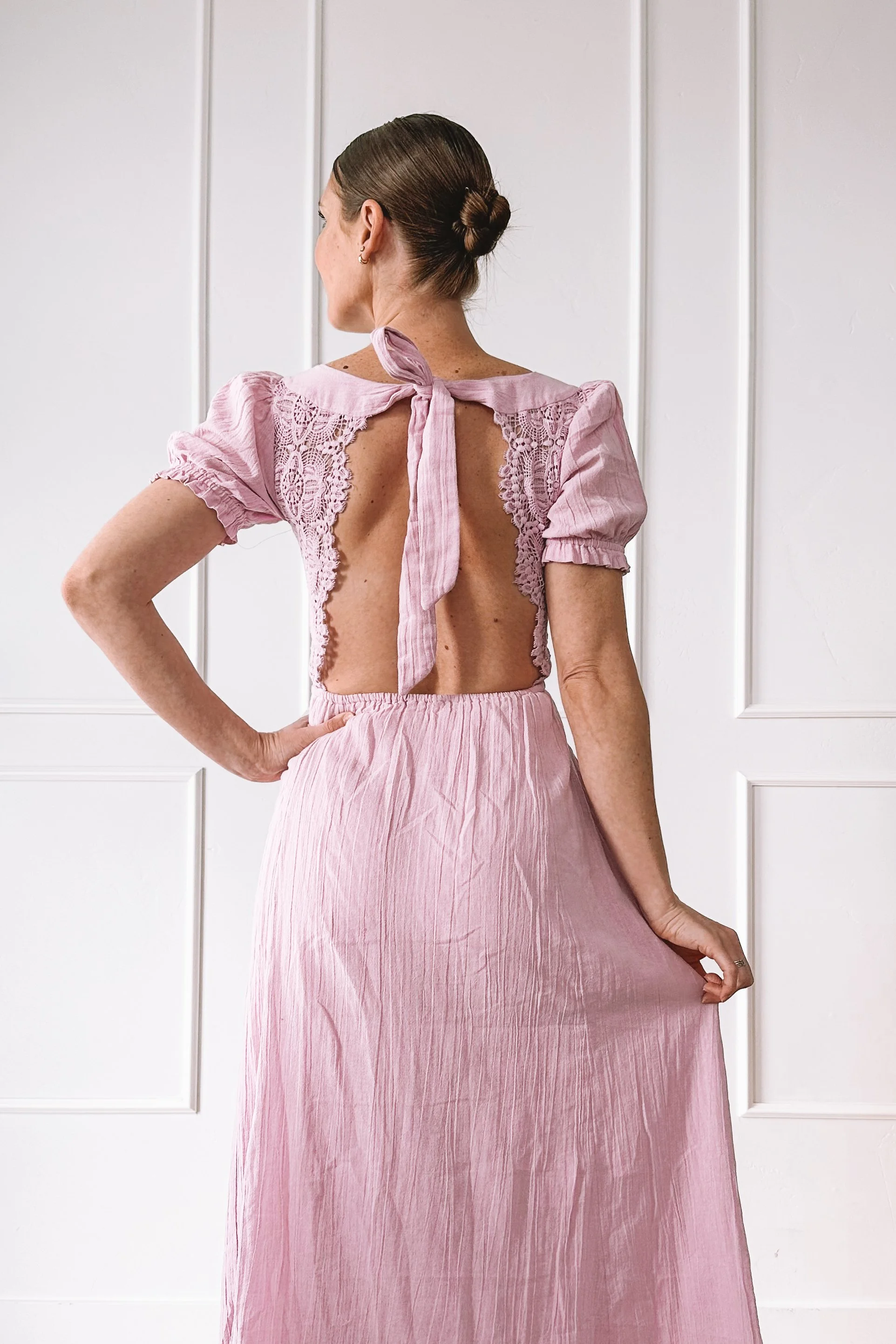 pink-lace-midi-dress-mothers-day-outfit-idea