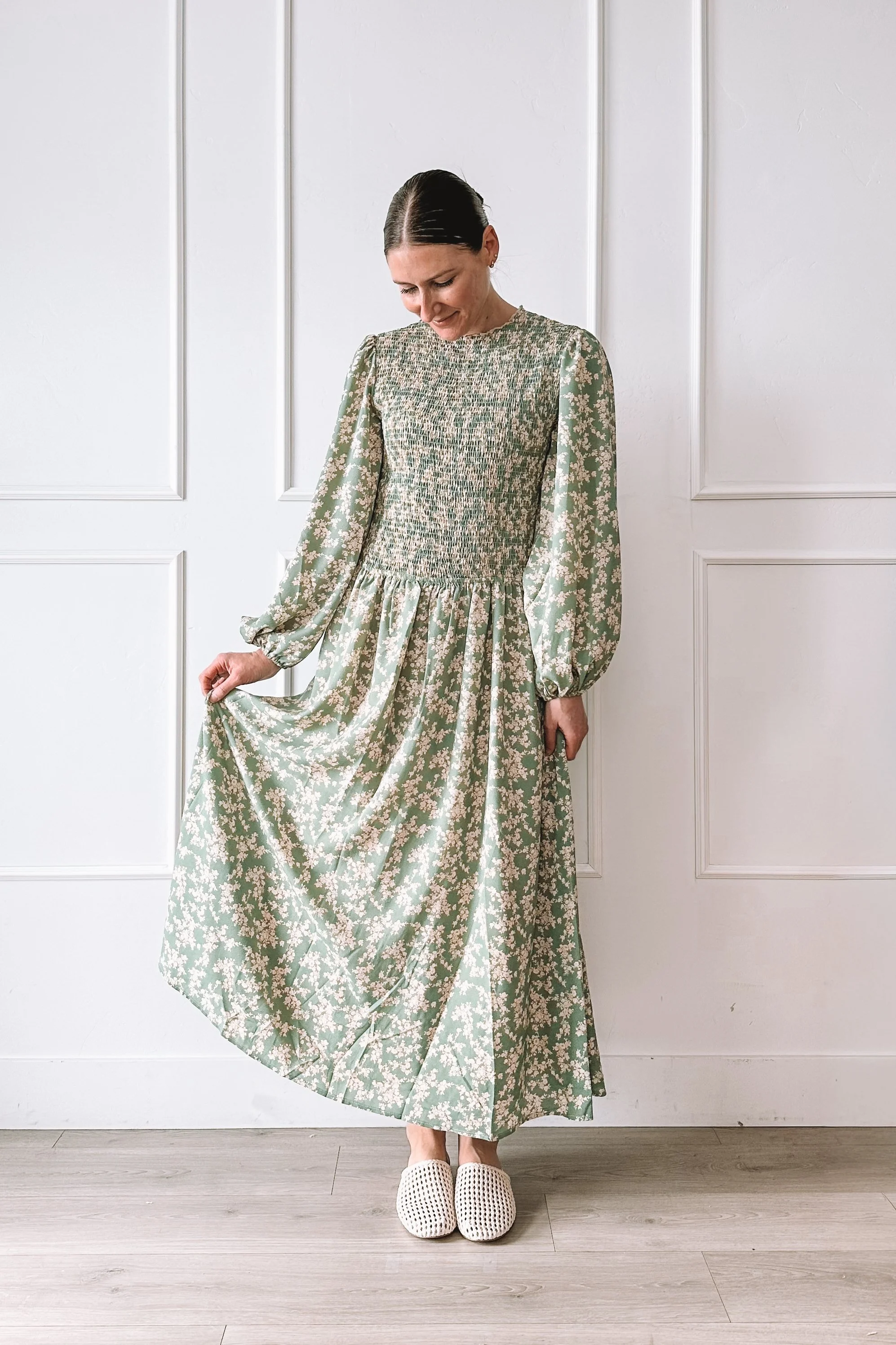 sage-green-floral-maxi-dress-balloon-sleeves-mothers-day