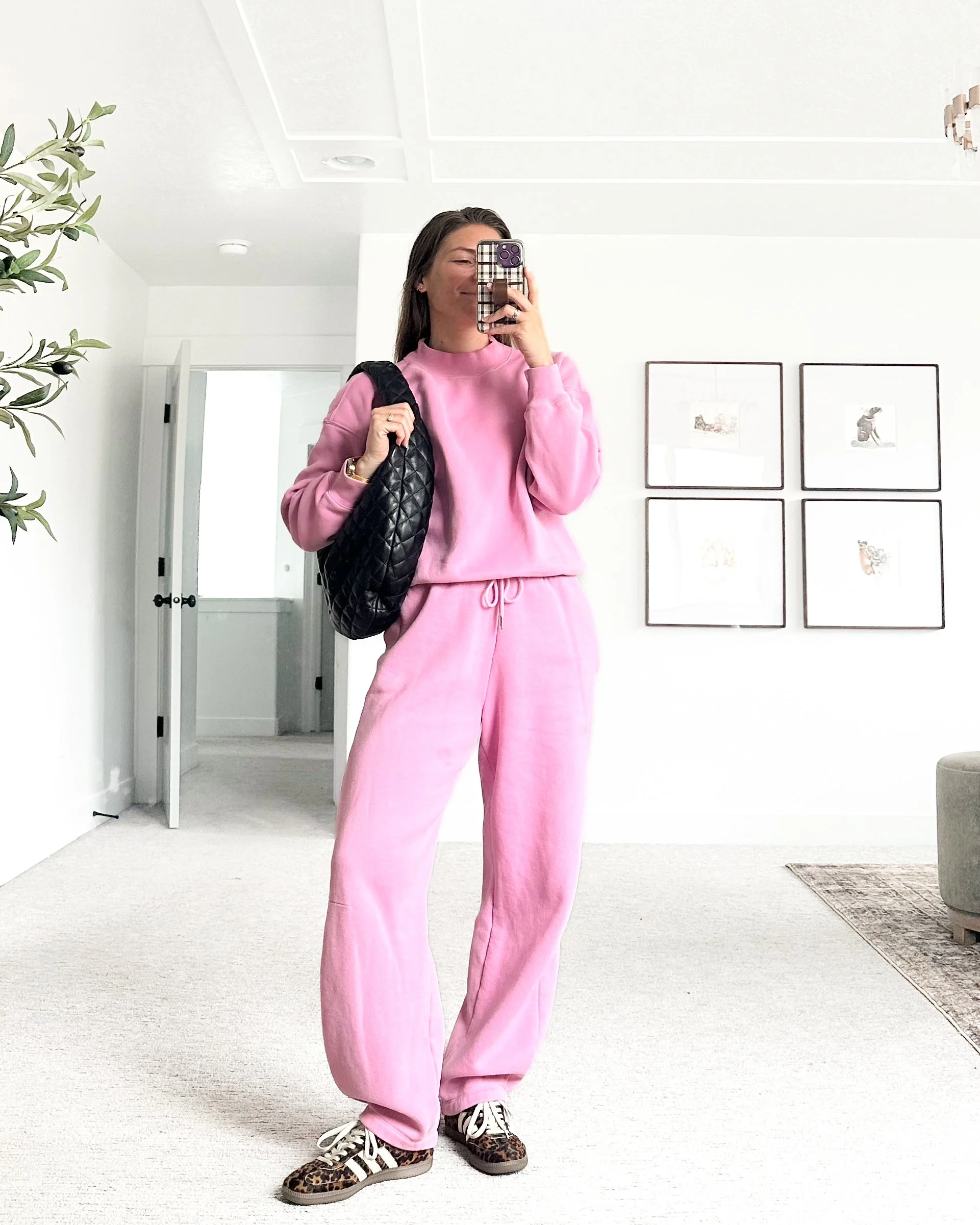 Pink Sweatsuit Outfit With Leopard Sneakers