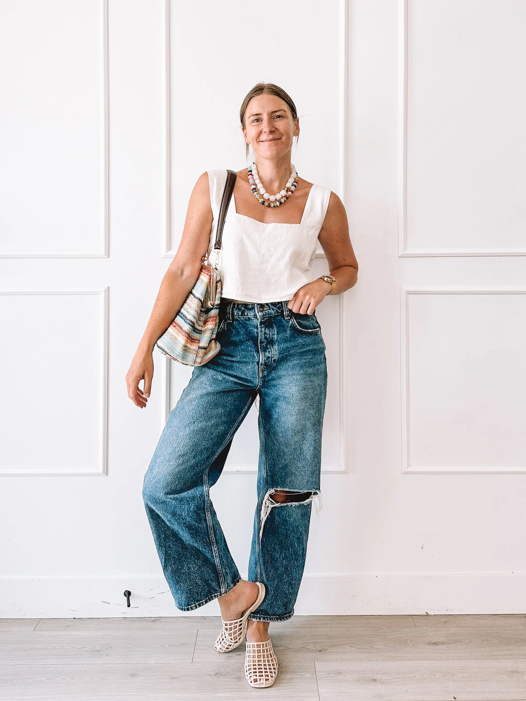 how to style baggy jeans summer outfit