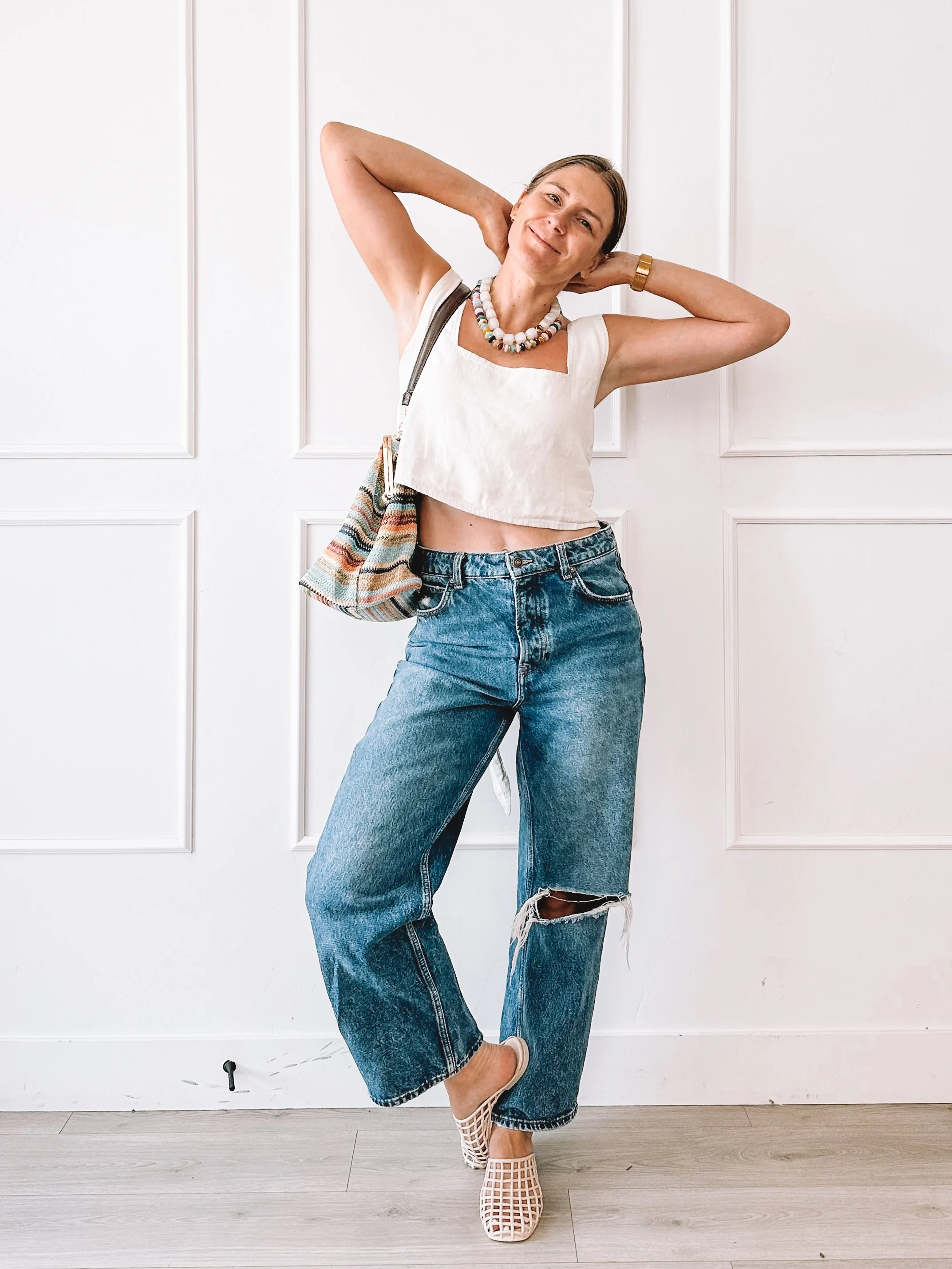 how to style baggy jeans summer outfit