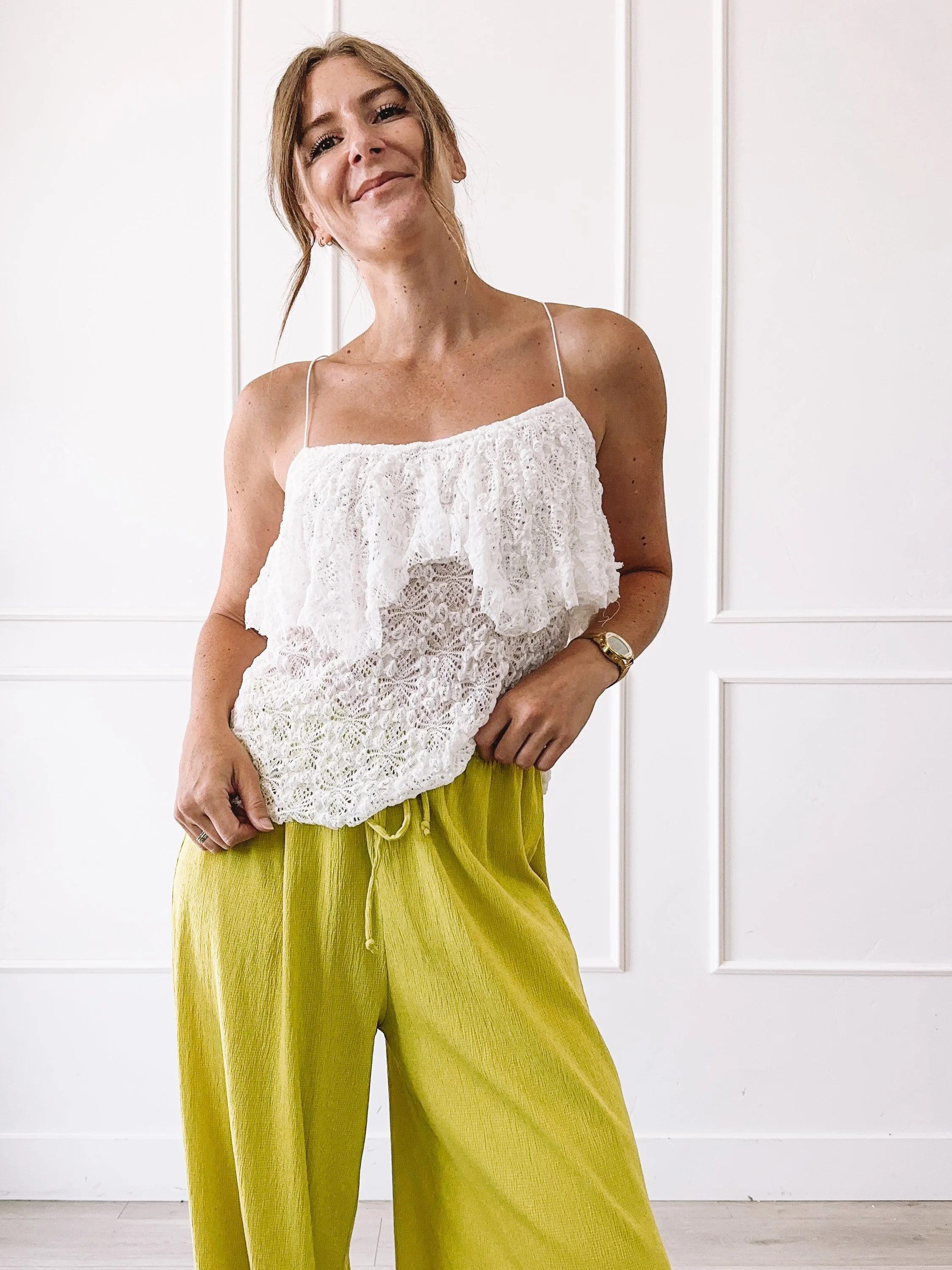 What to Wear With Balloom Pants for Everyday
