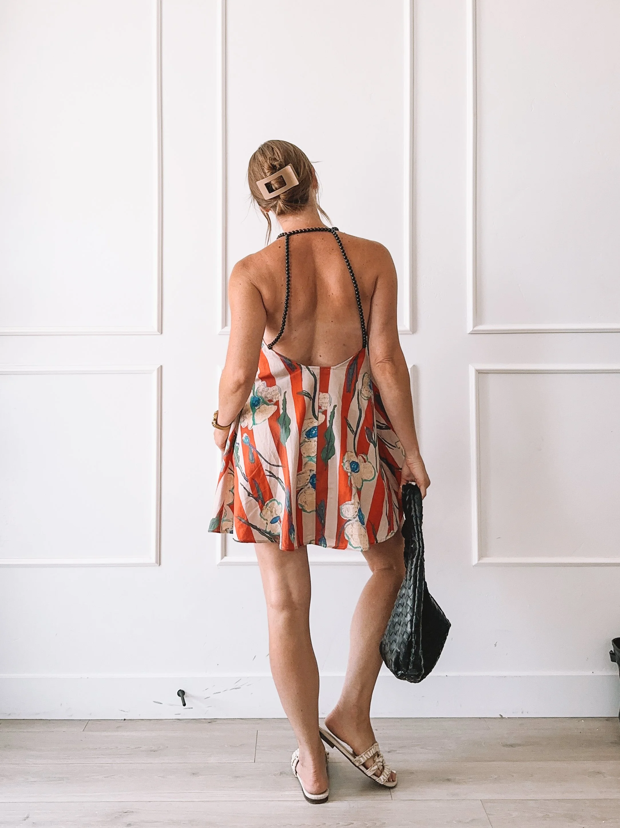 Backless Striped Floral Summer Dress Outfit Idea