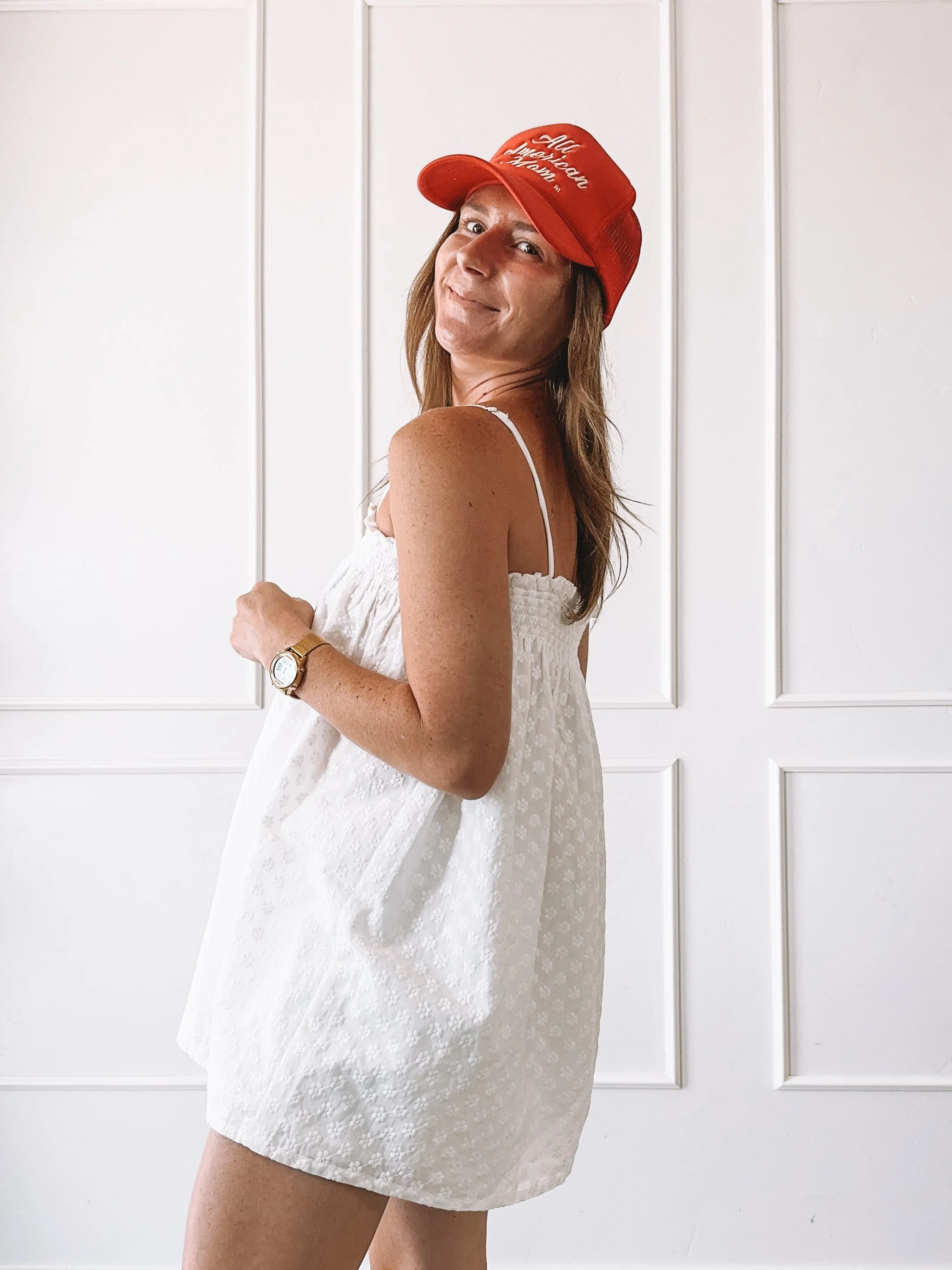 White Set Summer Outfit for Moms