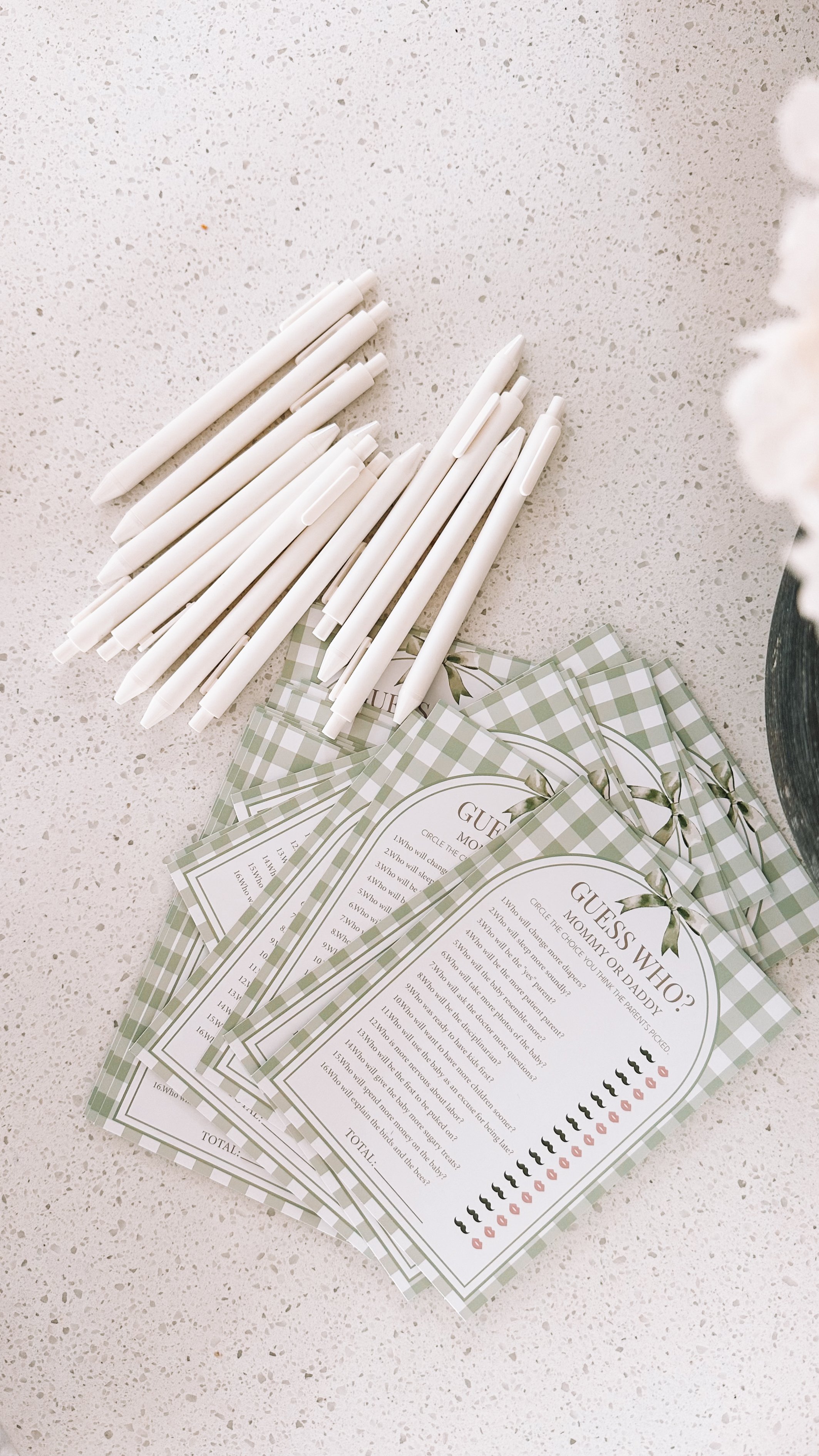 5 Cheap, Quick and Easy Baby Shower Games (even kids can play!)