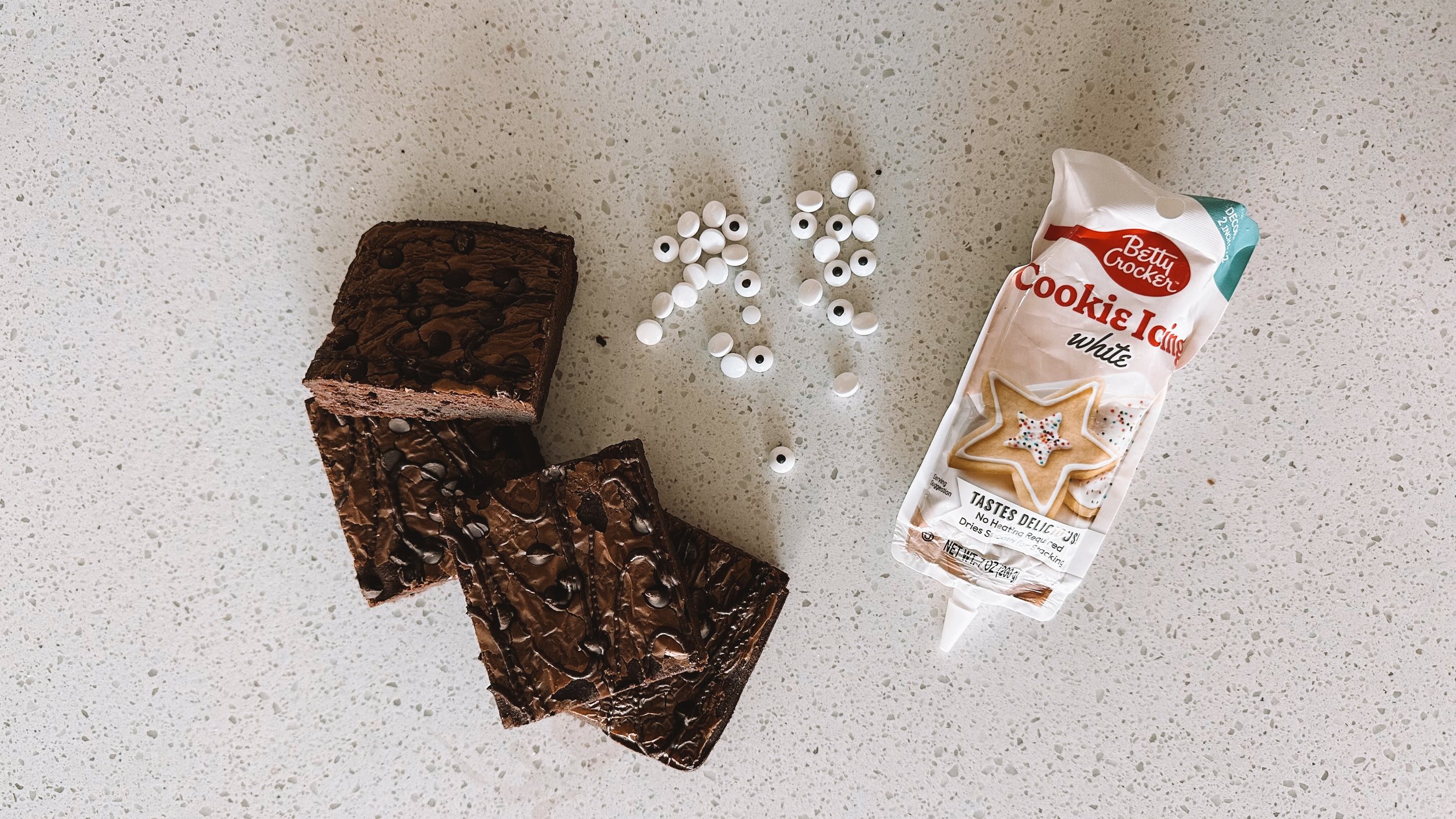 diy halloween party treats mummy and spider web brownie ingredients