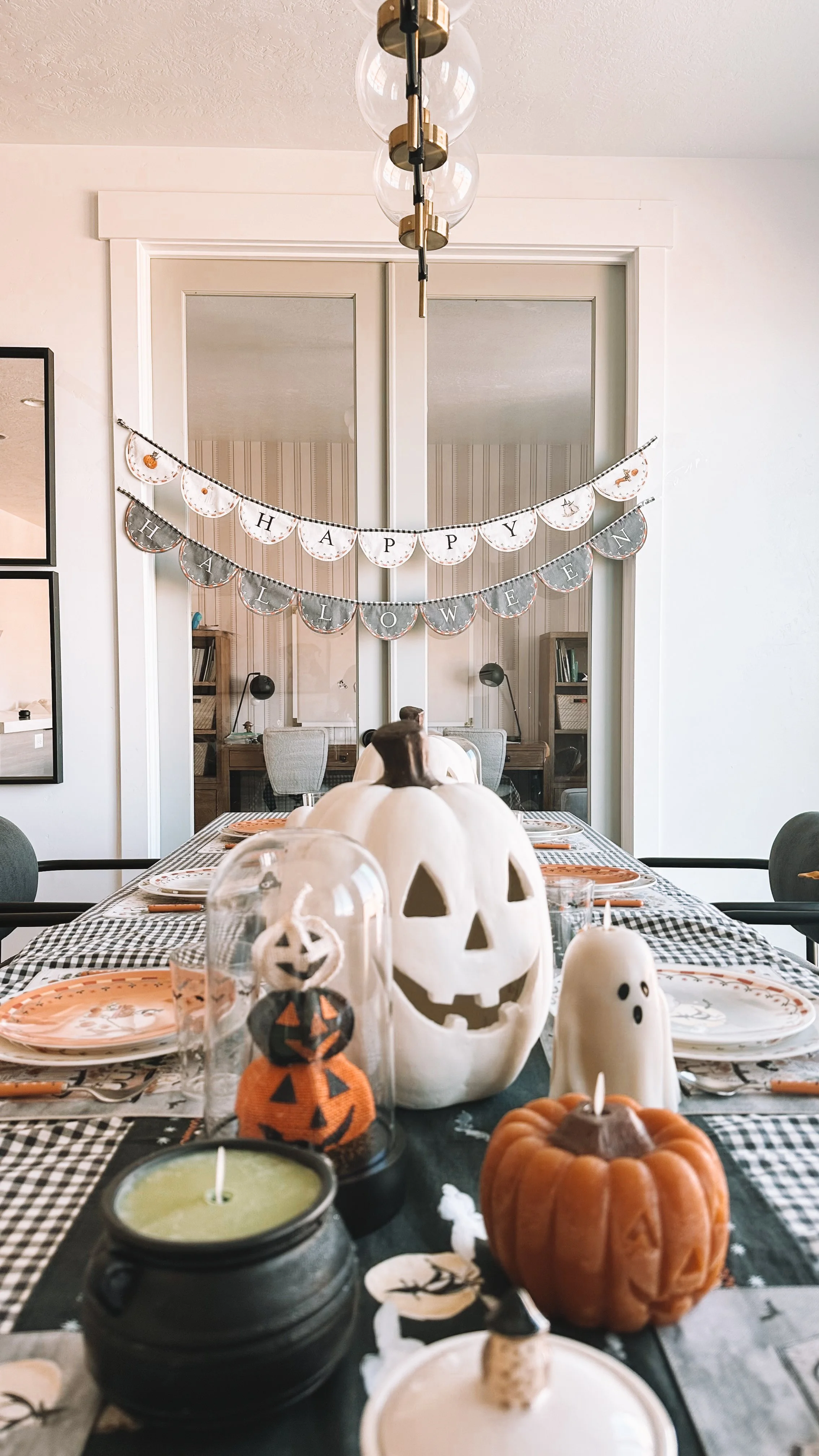 kids halloween party set up and ideas