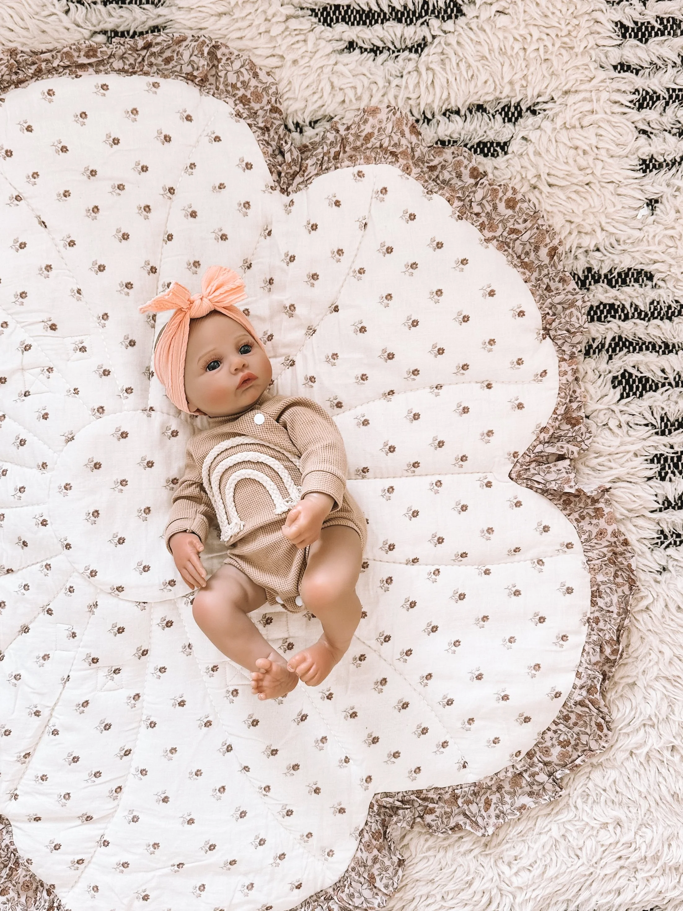 Baby Registry Must Haves I Would Add if I Had a Fifth Baby - Vintage Floral Baby Play Mat