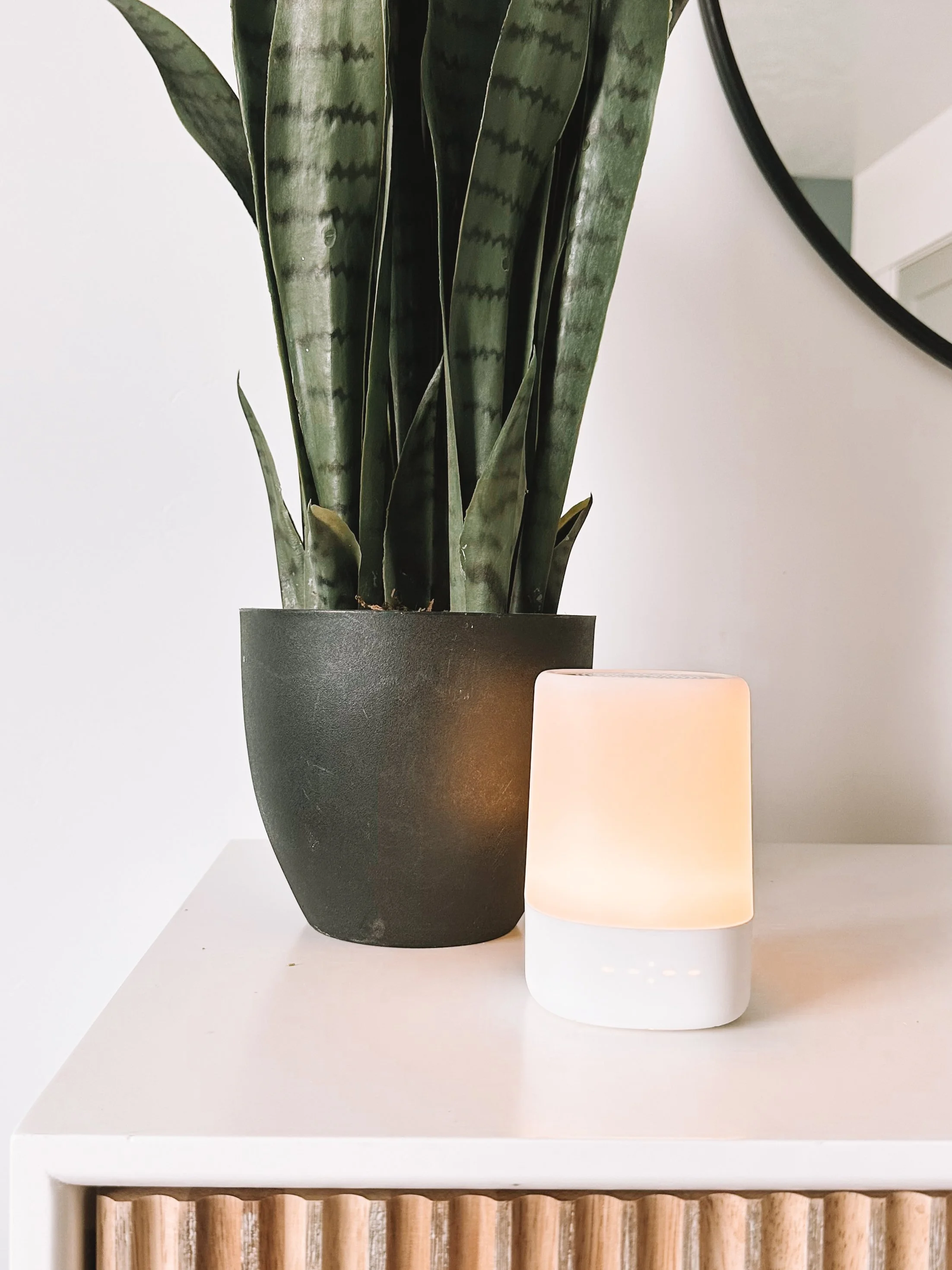 Baby Registry Must Haves I Would Add if I Had a Fifth Baby - Light and Sound Machine