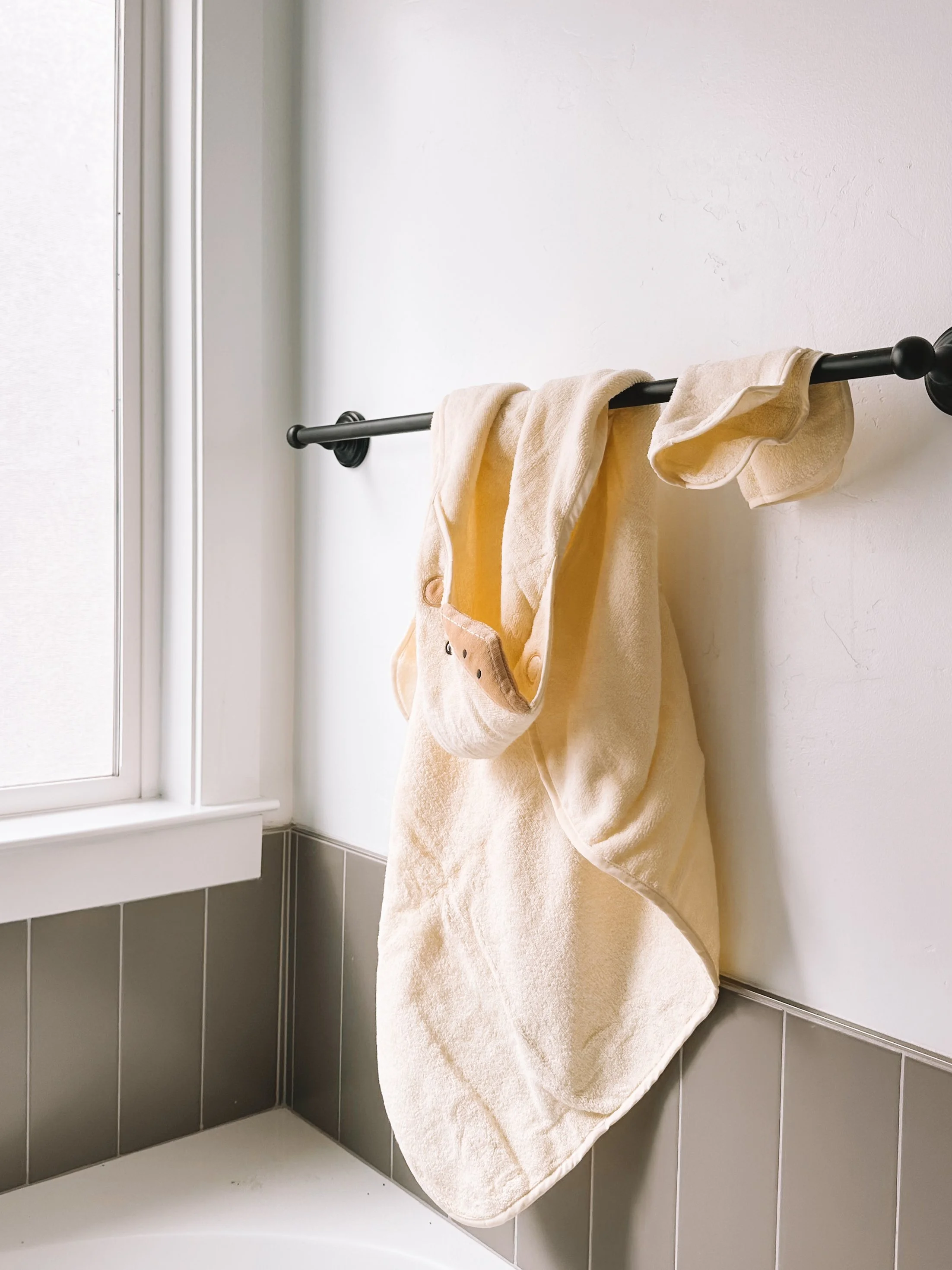 Baby Registry Must Haves I Would Add if I Had a Fifth Baby - Hooded Baby Towels