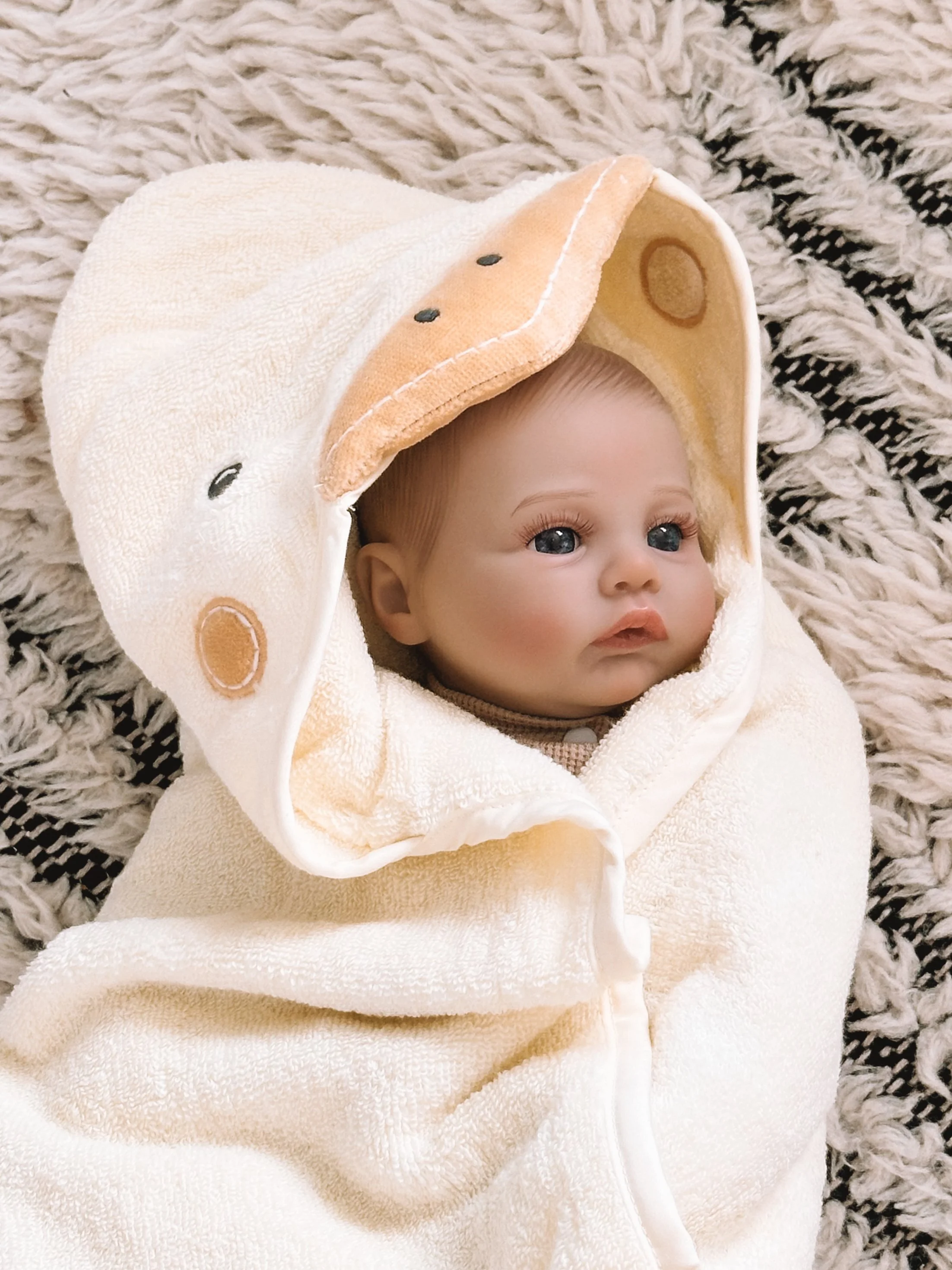 Baby Registry Must Haves I Would Add if I Had a Fifth Baby - Hooded Baby Towels