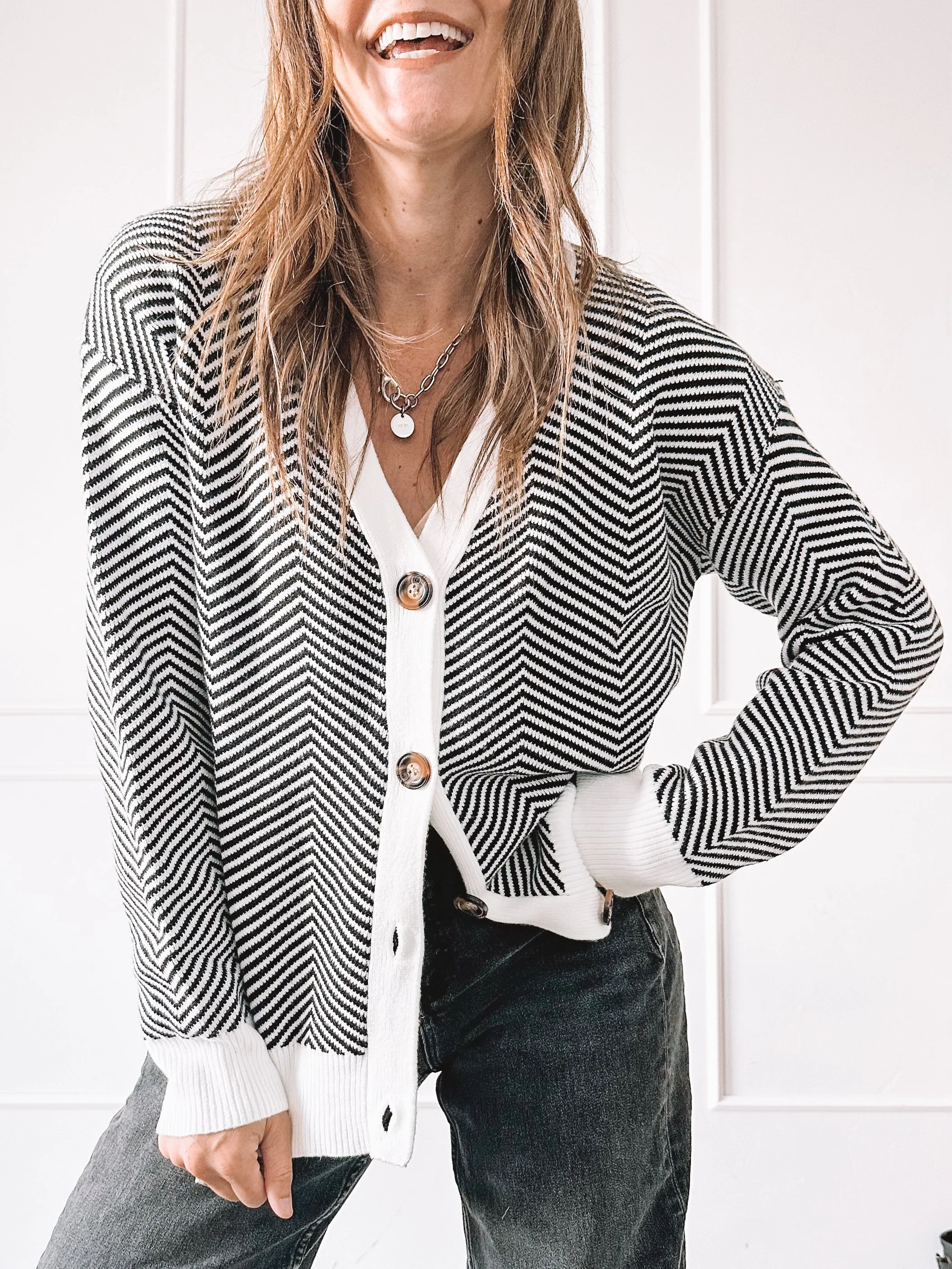Black And Cream Chevron Cardigan Fall Outfit