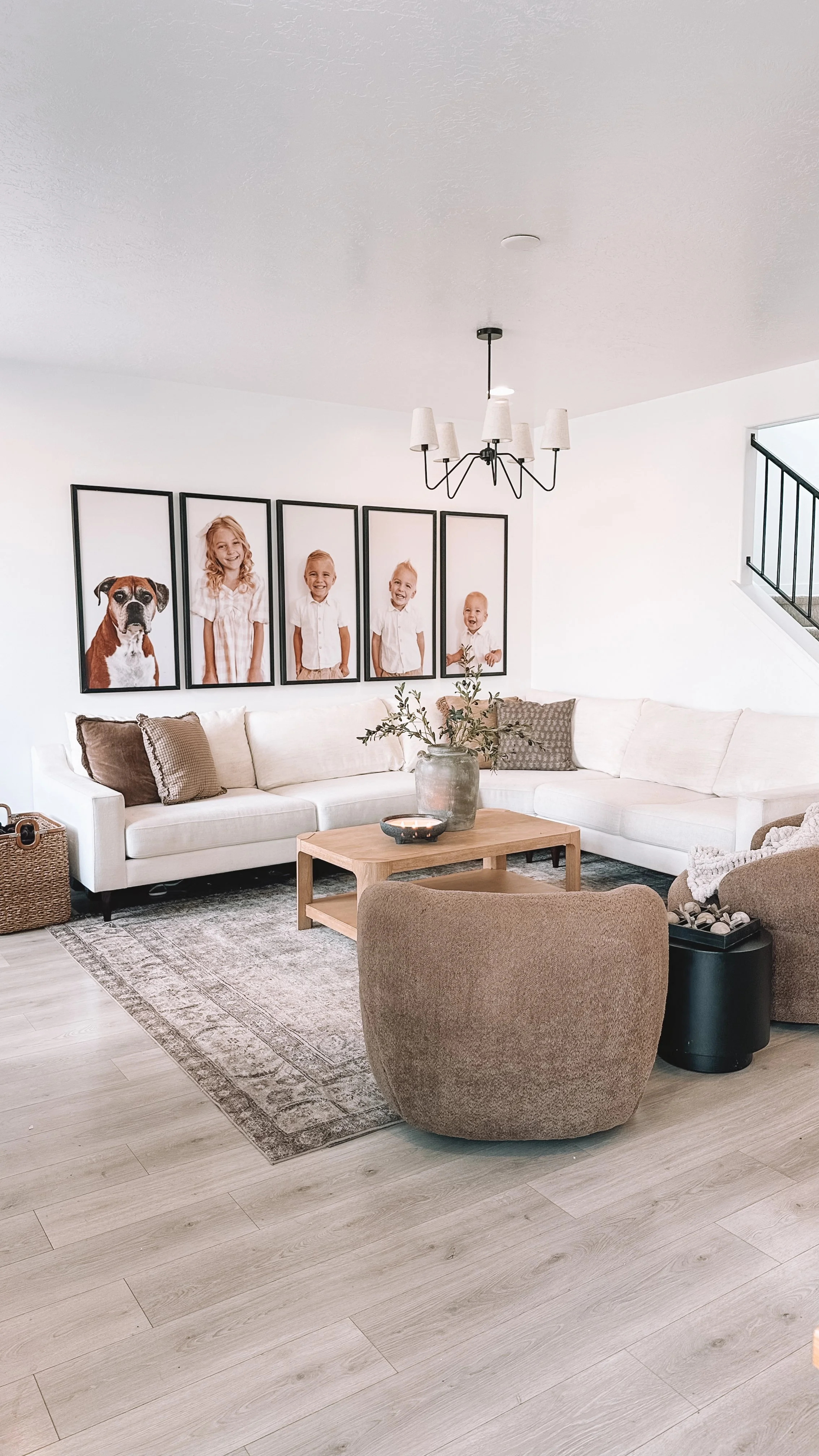Cozy Living Room Ideas For Fall With a Few Easy Swaps