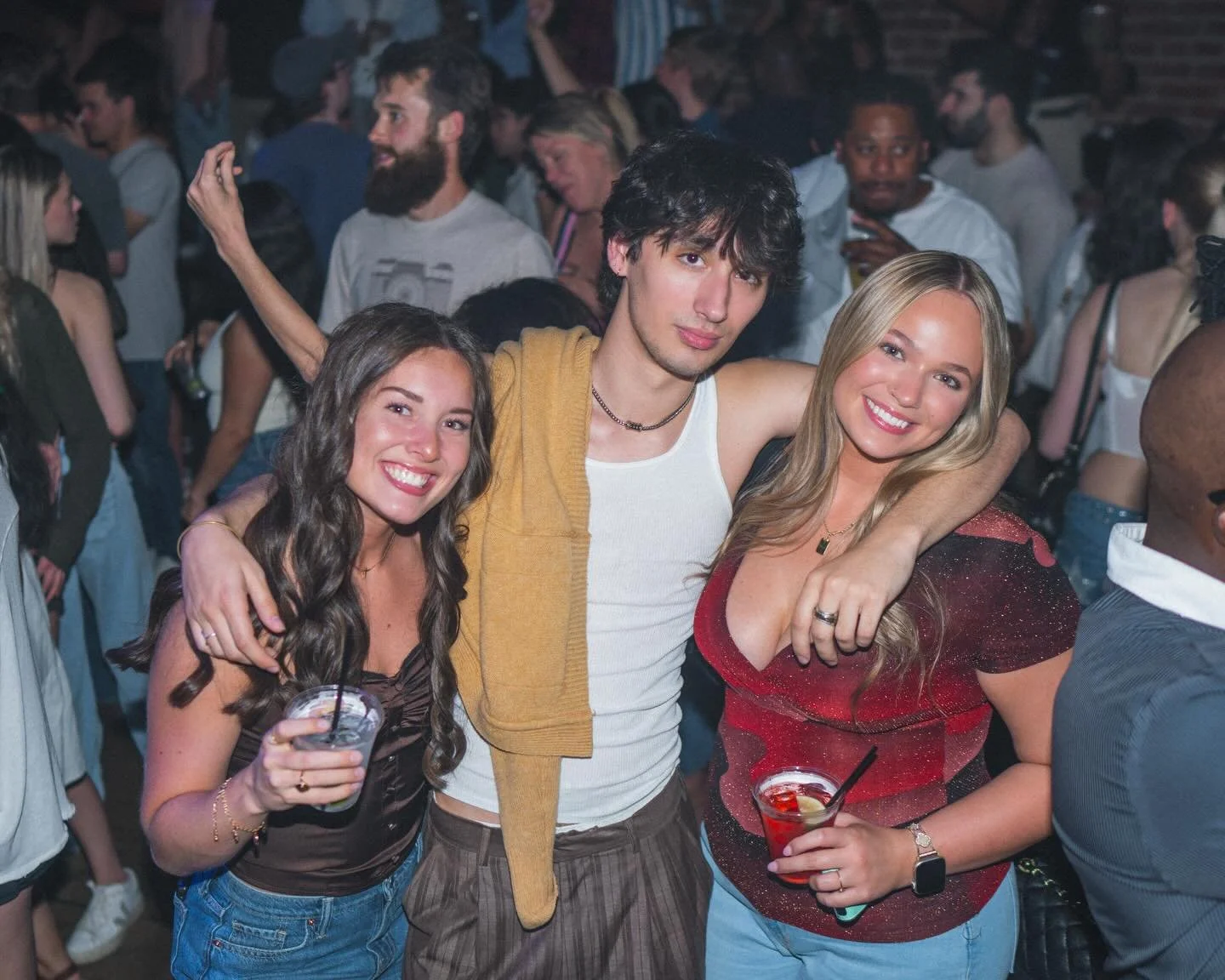 Planning your weekend yet? We&rsquo;ve got you covered! 🪩 

Friday : @djnstyles b2b @jennasia + @djblackanthony 

Saturday: @djreecestl + @djblackanthony 

Book a brunch reservation for Saturday or Sunday in our bio!

#stledm #stldancefloor #stlnigh