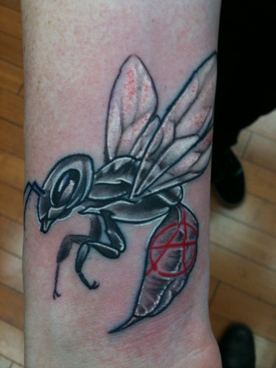 Anarchy_wasp_tattoo.jpg