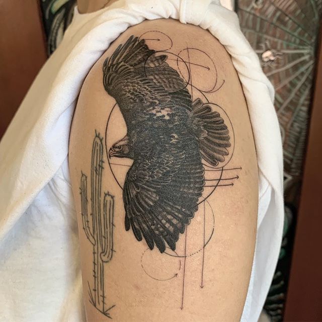 Had the pleasure to work with @rebeccamacarro on this hawk cover up, swipe left to see our transformation.
Done at #bodyelectrictattoo #tattoo . .
.
#tattooing #losangeles #losangelestattoo #latattoo #latattooartist #losangelestattooartist #fineline 