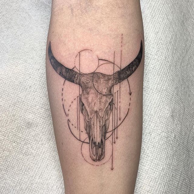 Thank you @stacybodge done at #bodyelectrictattoo #tattoo .
.
.
#tattooing #Tattoos #fineline #finelinetattoo #tattooworker #tattoowork #bull #bullskull #latattoo #losangeles #losangelestattoo #latattooartist #melrose #rayjtattoo #ink
