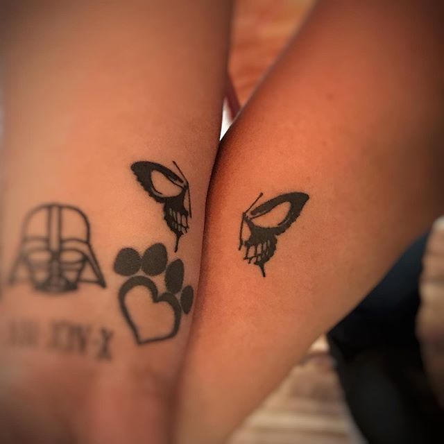 💀🦋thanks Helen and Joy... #artbydark #tattoosbydark #bodyelectric #bodyelectrictattoo #tattoo #blackwork #skull #butterfly #butterflytattoo #skulltattoo