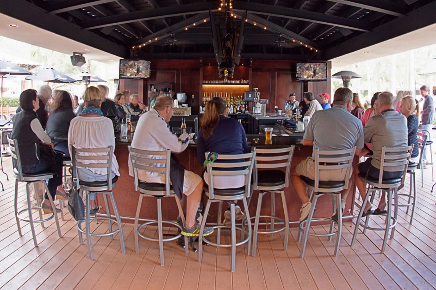 Reilley's Grill & Bar | Family Owned Hilton Head Restaurant since 1982
