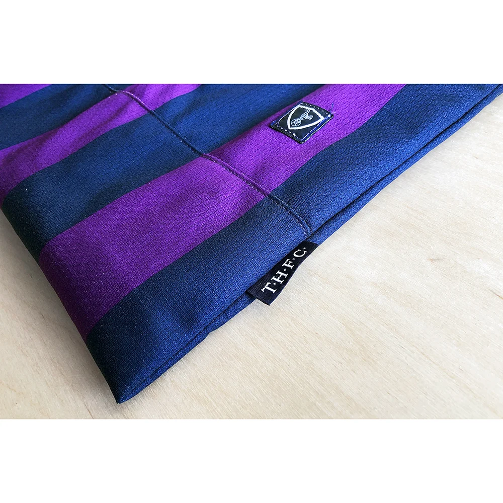 Tottenham_Away_95-96_close up_2_1000.jpg