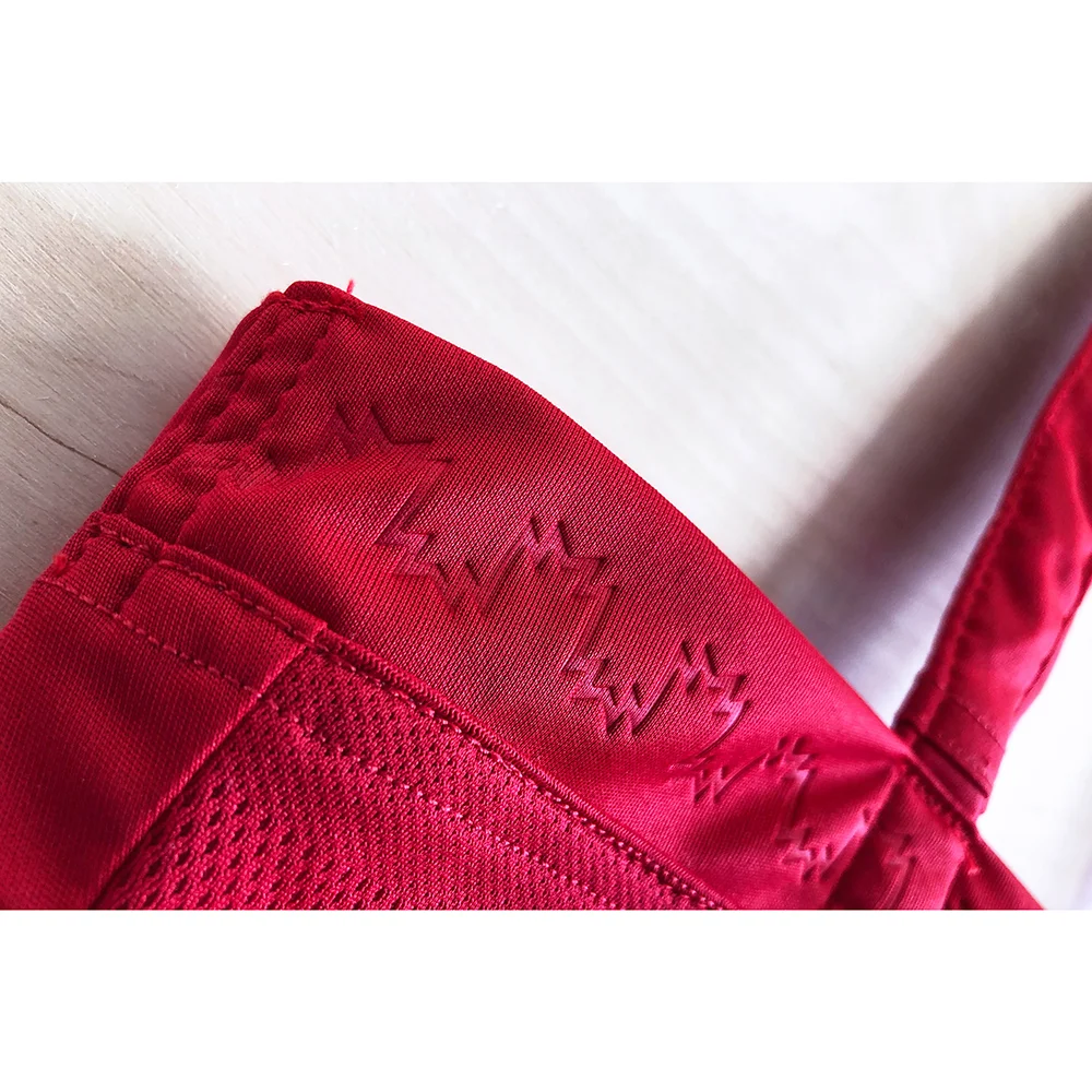 Man Utd_Home_15-16_close up_3_1000.jpg