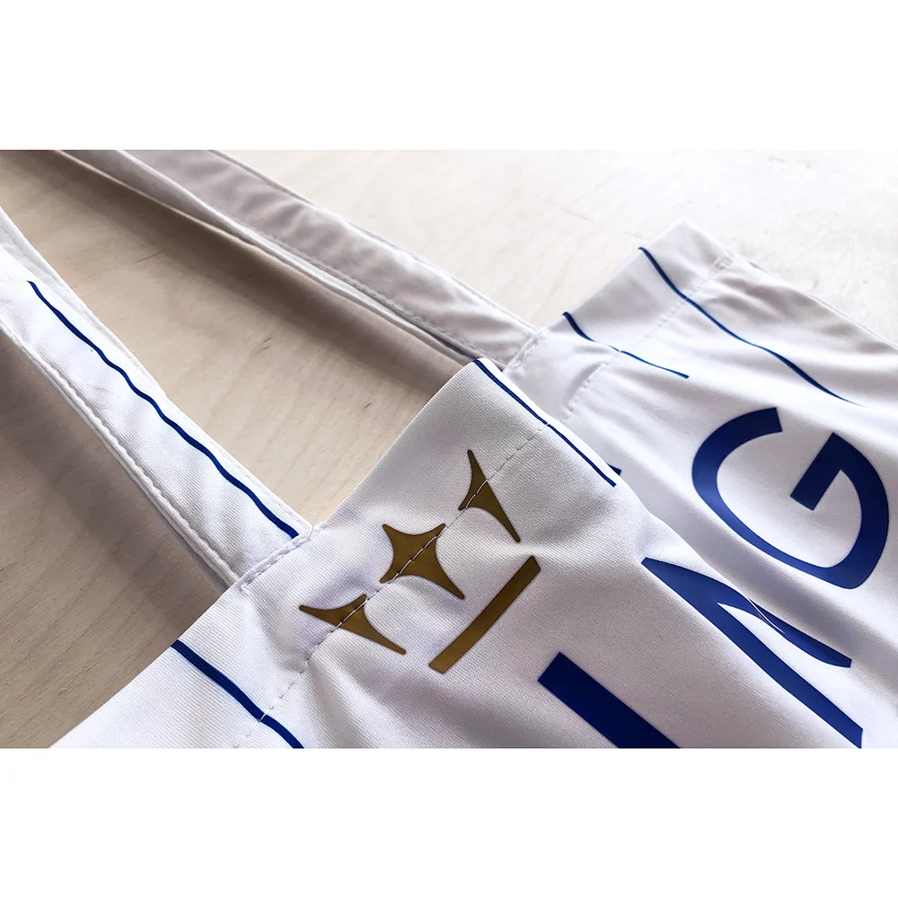 Leicester City_Third_16-17_close up_2_1000.jpg