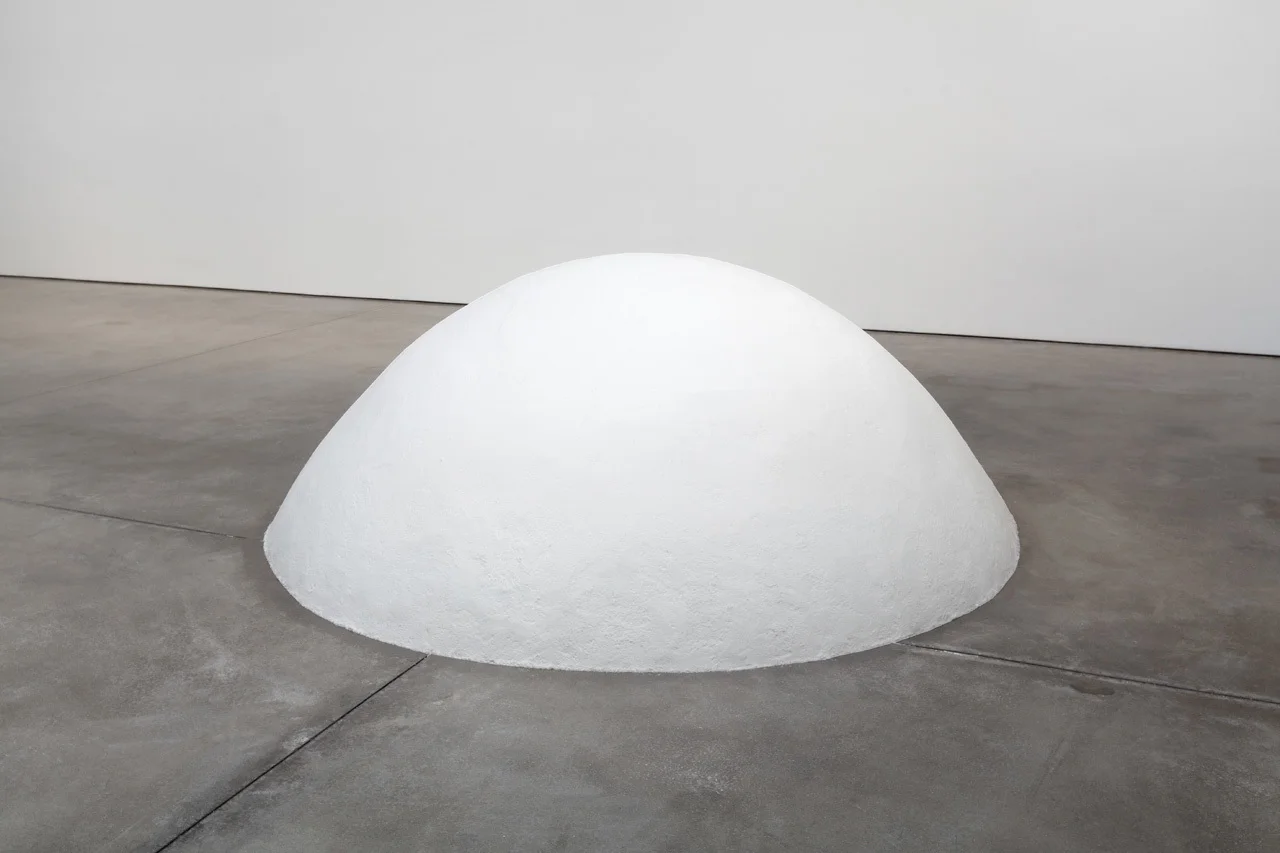 Meg Webster, Mother Mound Salt , 2016, salt, approximately 42 inches high x 9 1/2 feet in diameter (106.6 x 289.5 cm)