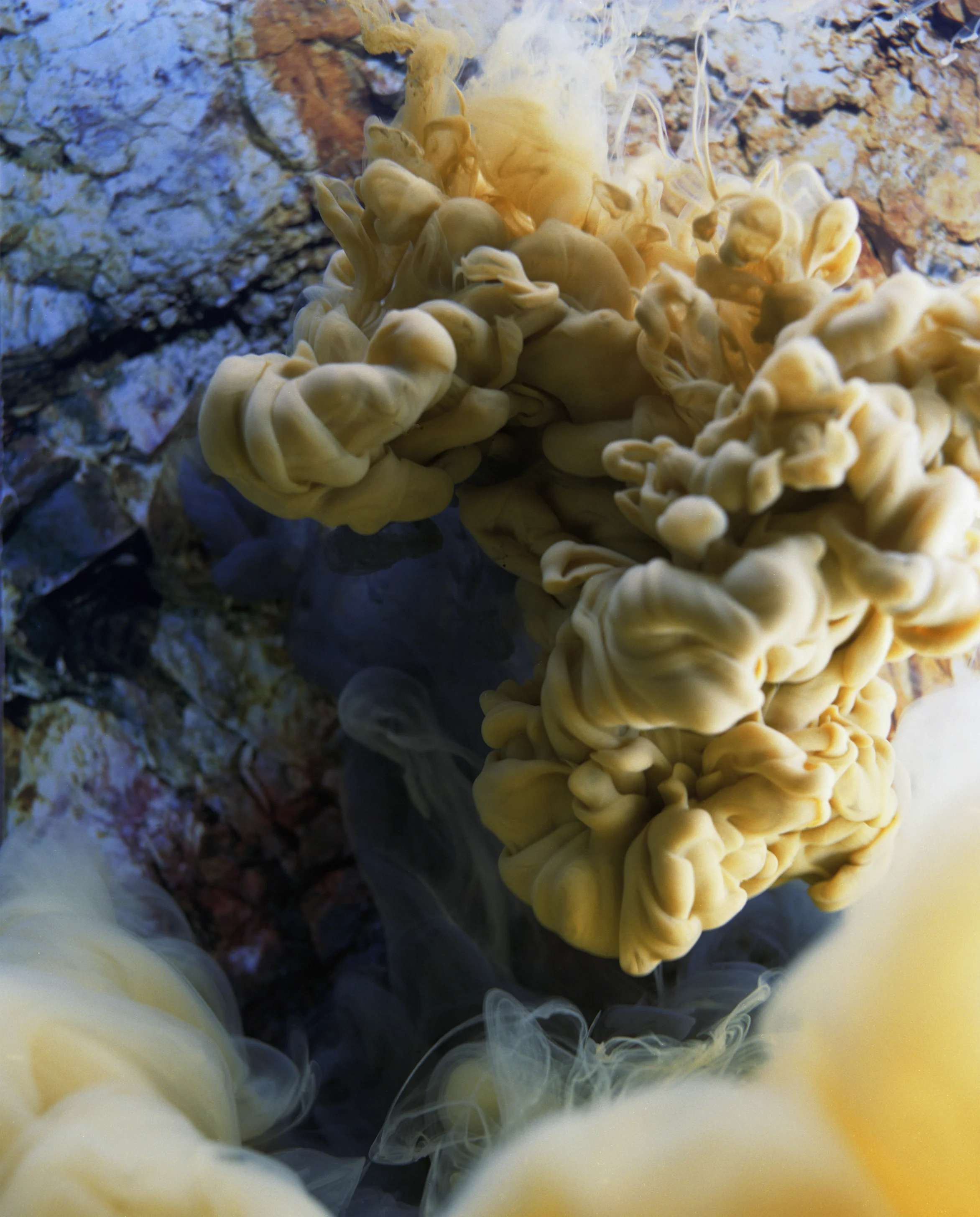“Reminiscence of a Volcanic Eruption 3”, 2017, 129 x 105 cm, C-print, Ed: 5 + 2ap