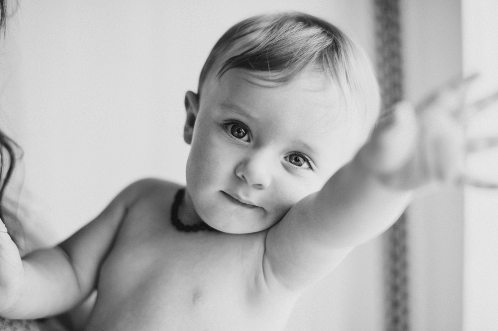 Mommy-boudoir-session-with-baby-Nichole&Liam-39_blog.jpg