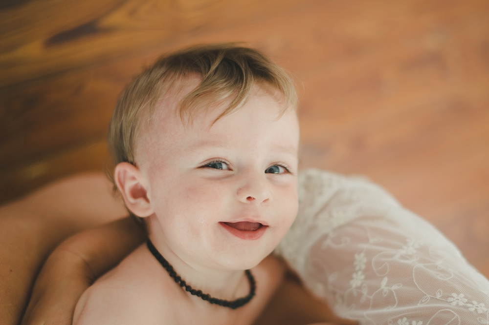Mommy-boudoir-session-with-baby-Nichole&Liam-63_blog.jpg