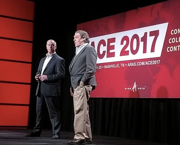 IMAGE - PETER SCHROER (LEFT) INTRODUCING TONY AFFUSO AT ACE 2017