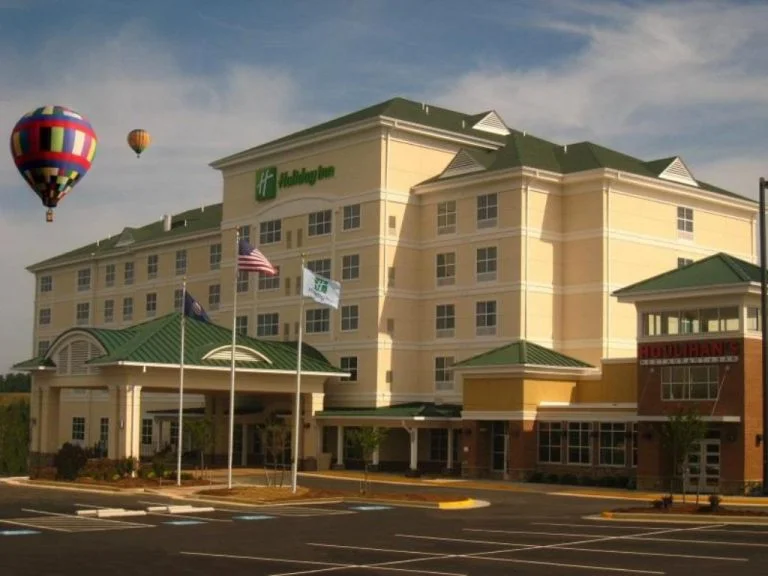 Hotel-Image-768x576.jpg