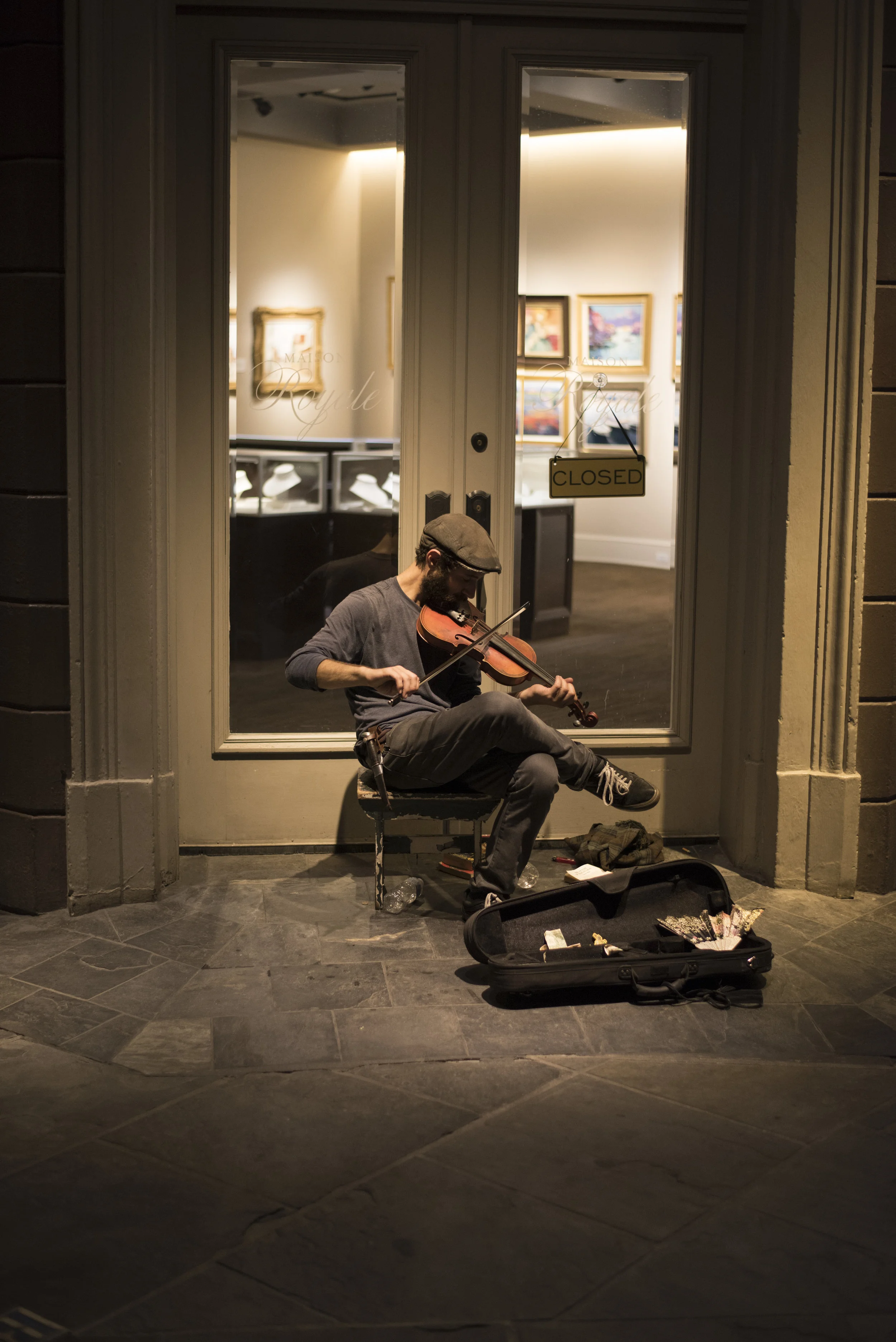 Violin_on_royal.jpg