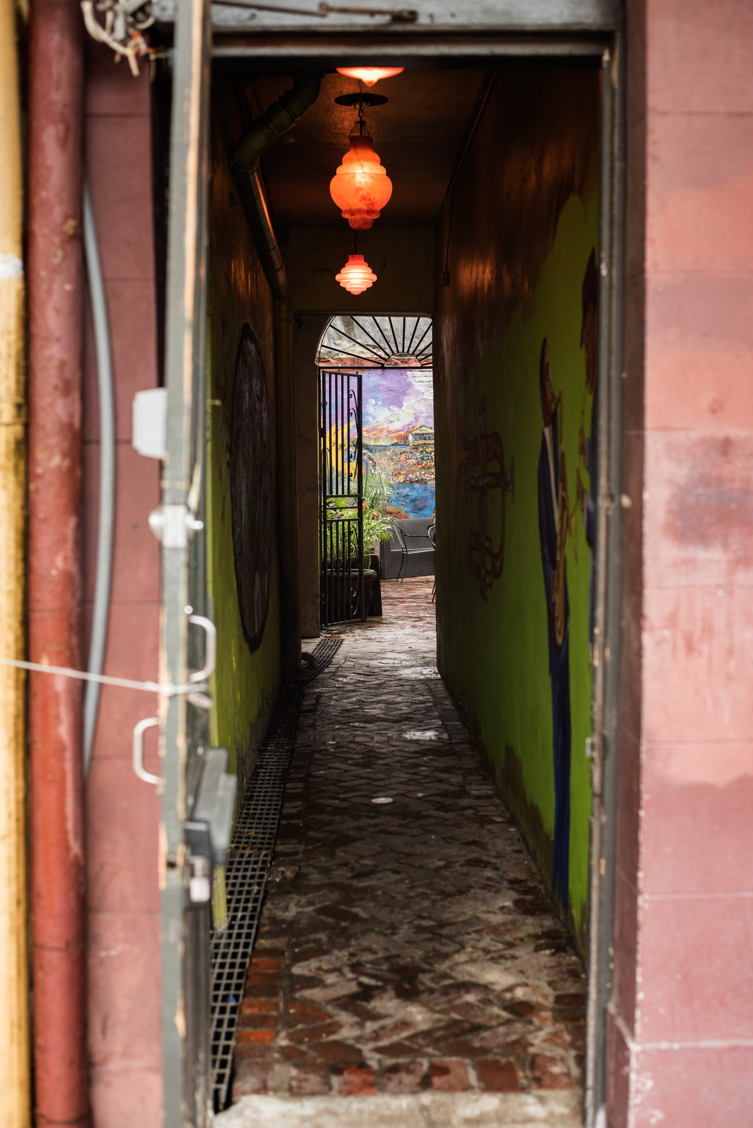 20180525-colorful-alley_42535045881_o-redux.jpg