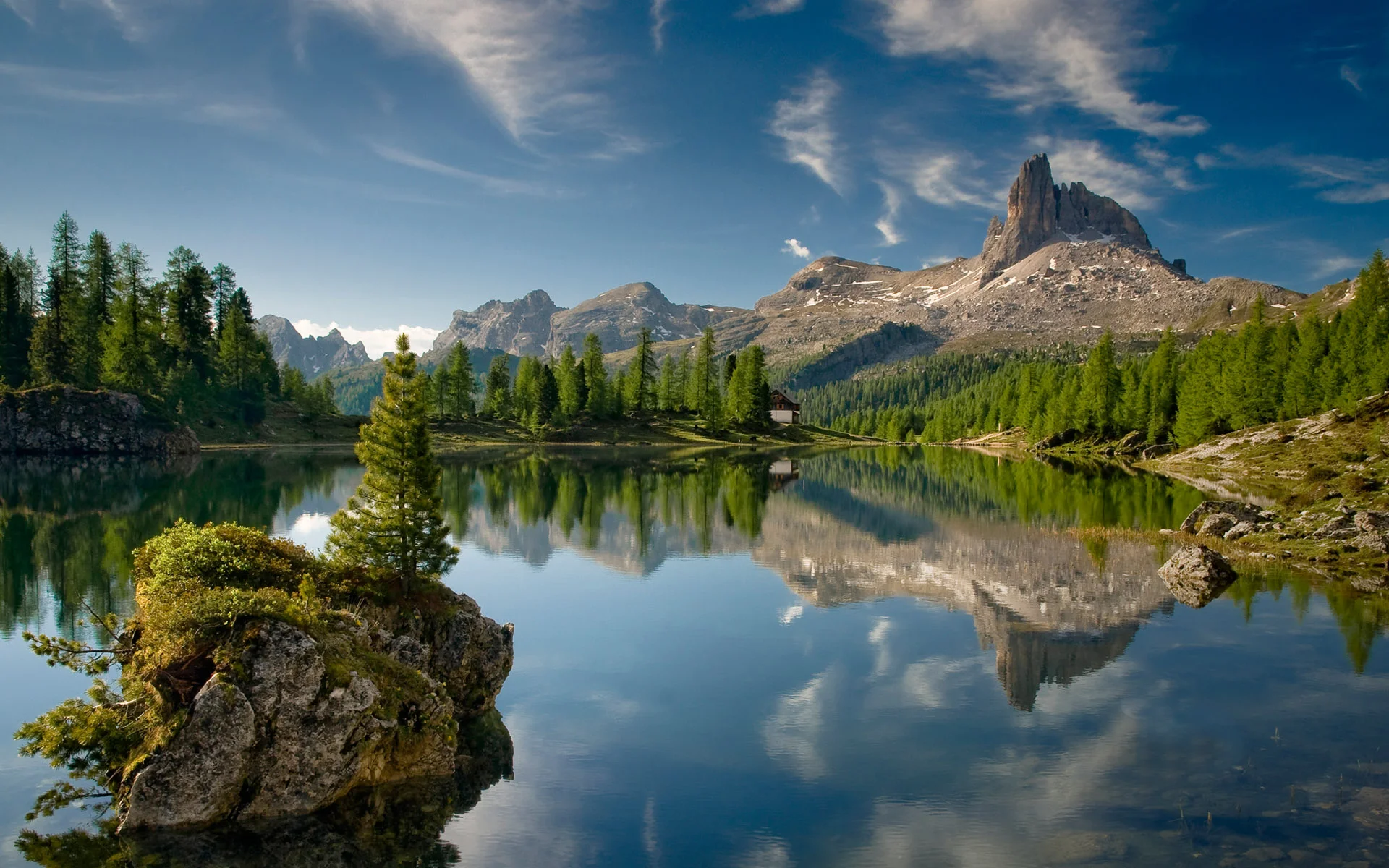 windows-7-widescreen-wallpapers-66.jpg