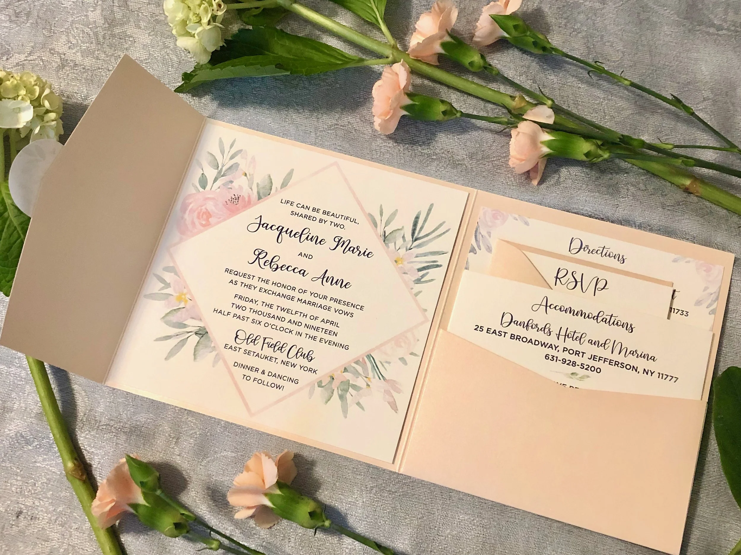  Digitally printed on 100lb Mohawk White i-TONE in “Eggshell”.  Mounted invitation with tiered pocket cards 