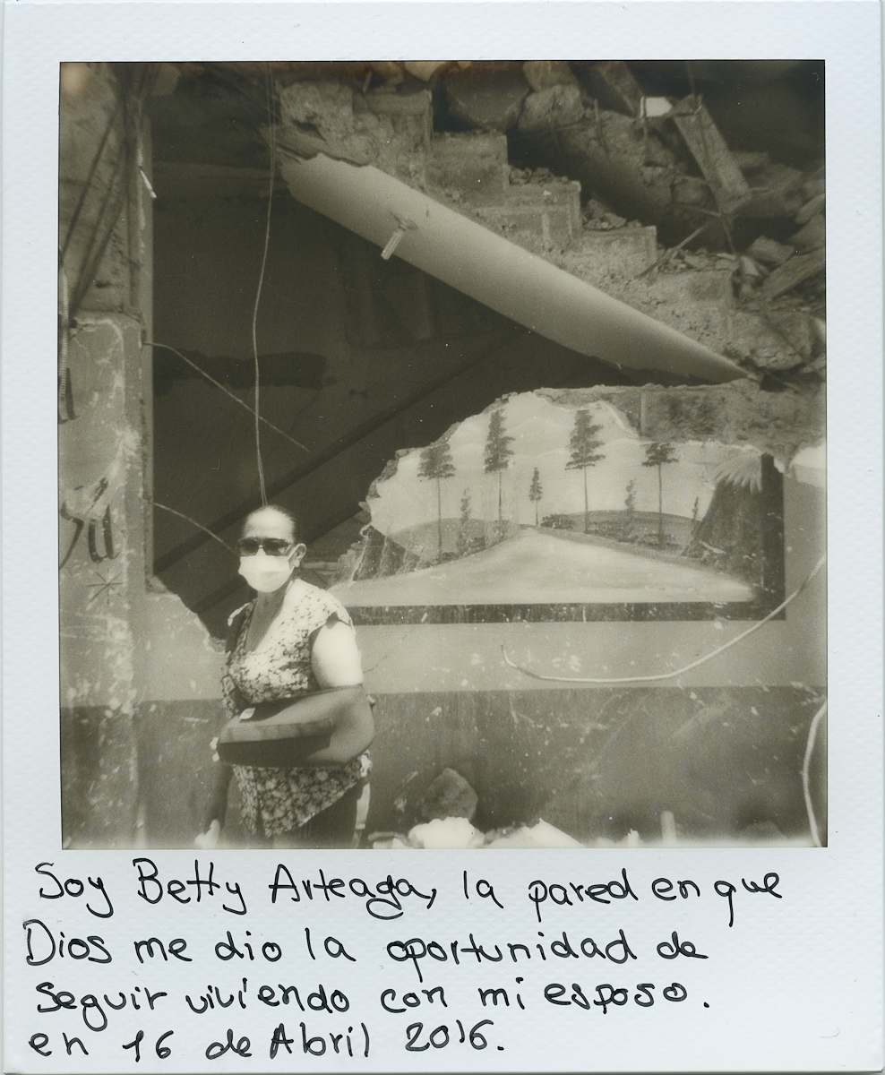  I am Betty Arteaga, this is the wall in which God gave me the chance to keep living with my husband on the 16th of April 2016. 