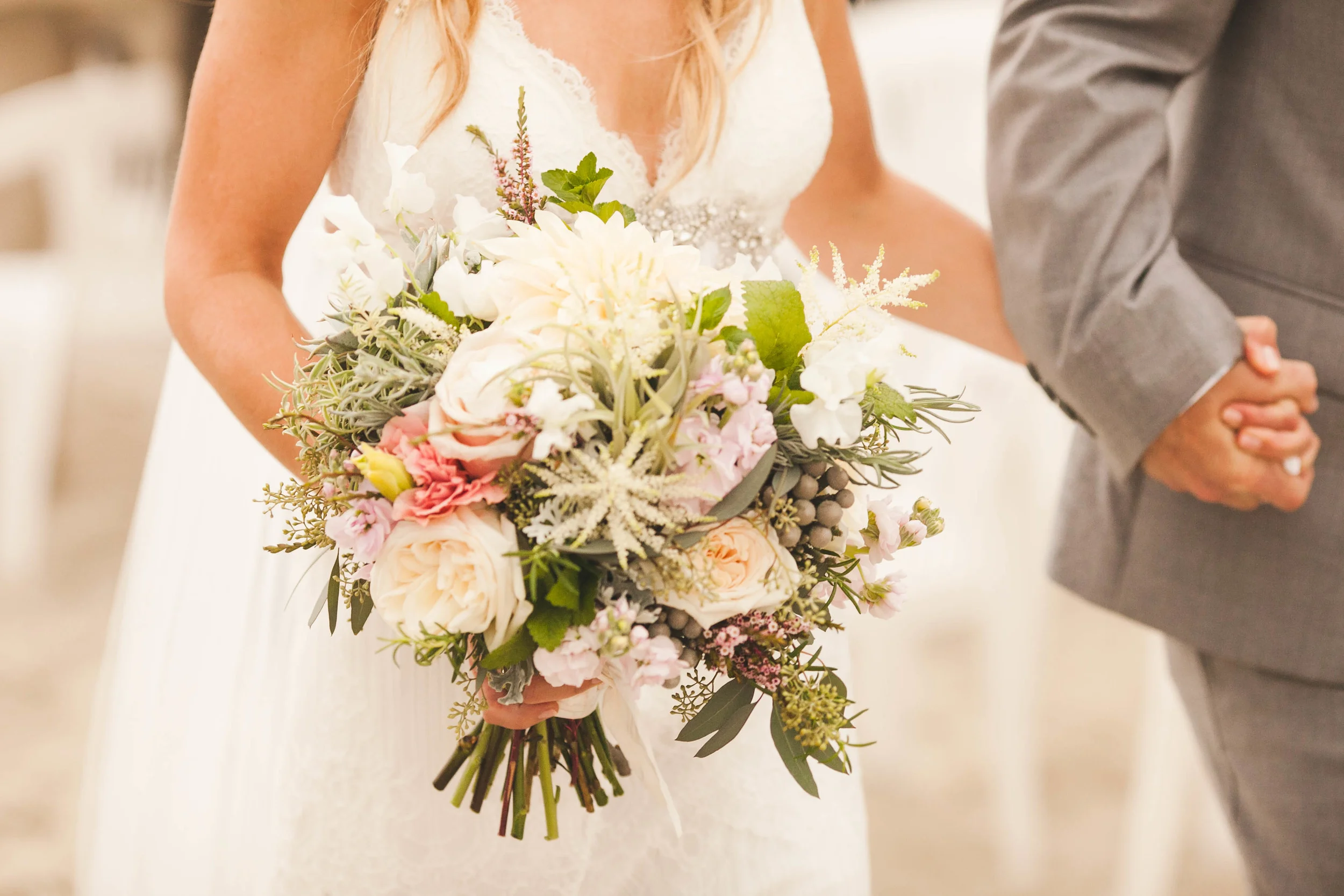 Photographer : Jennifer Baumann Photography Venue: Ocean Club Hotel, Cape May NJ Planner: Kristin Barse, BelMomento