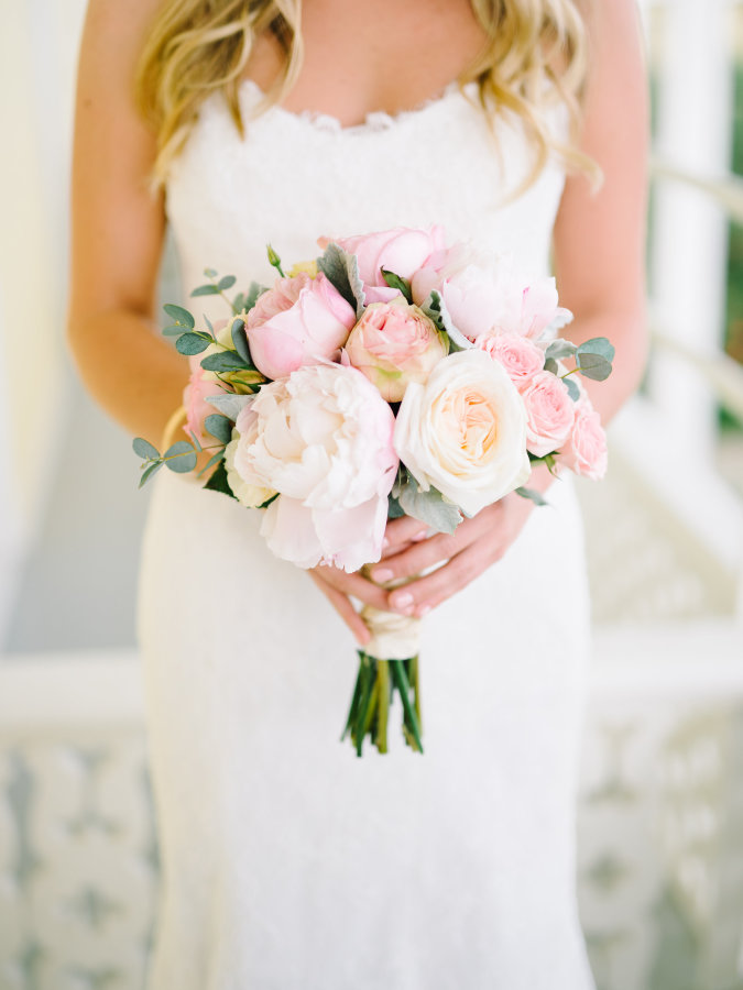 Blush and cream bridal bouquet