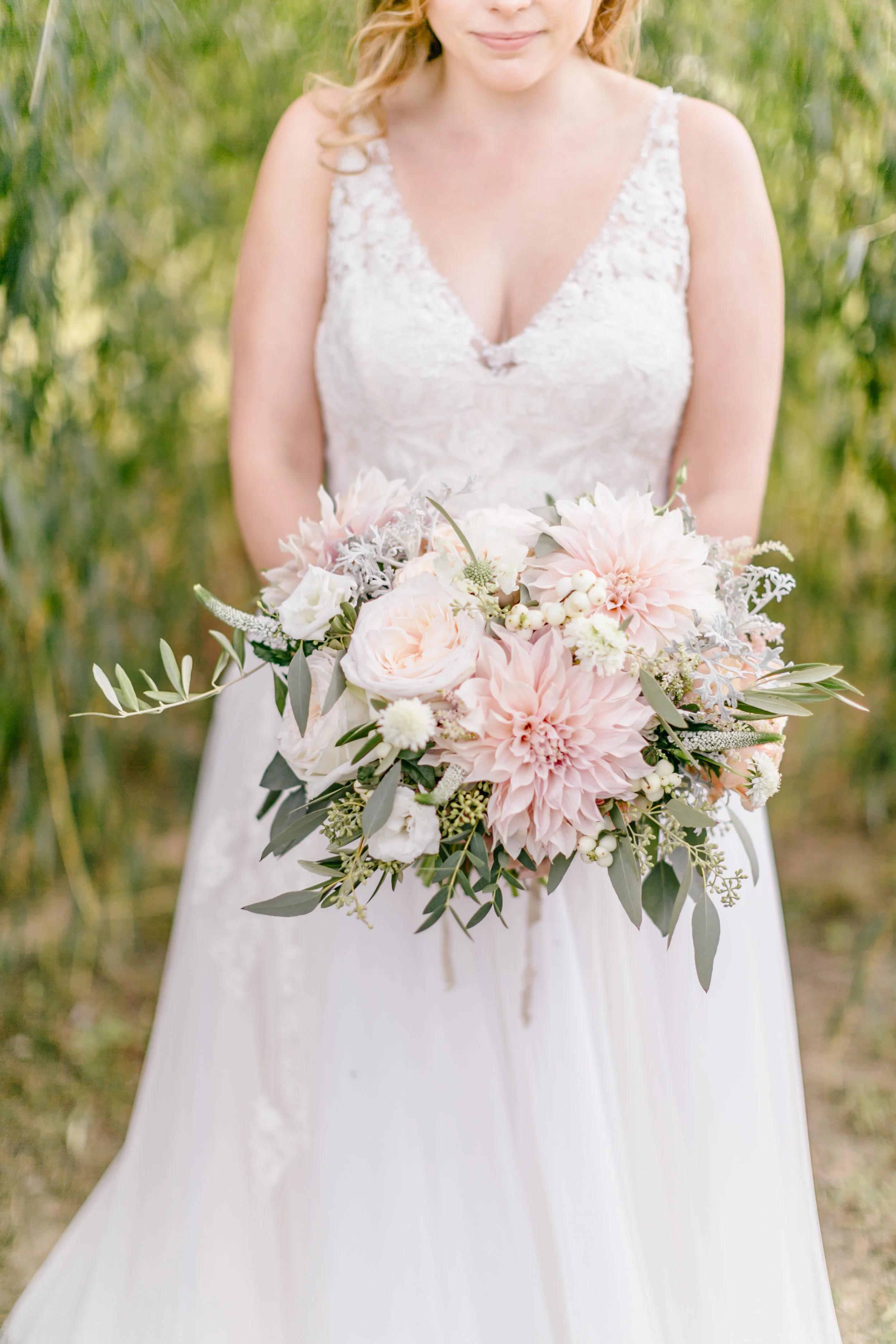 blush bridal bouquet