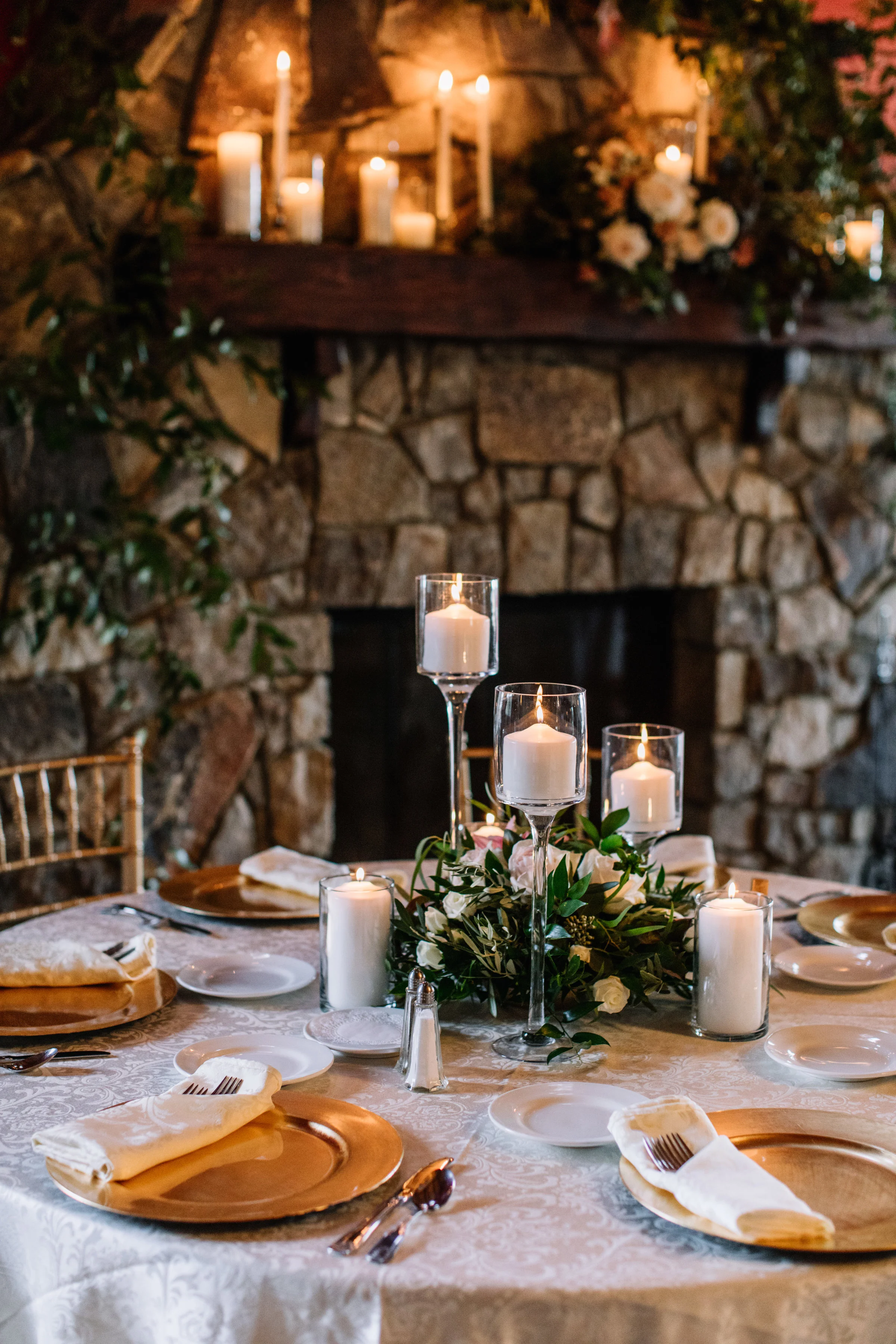 Low centerpiece with candle trio