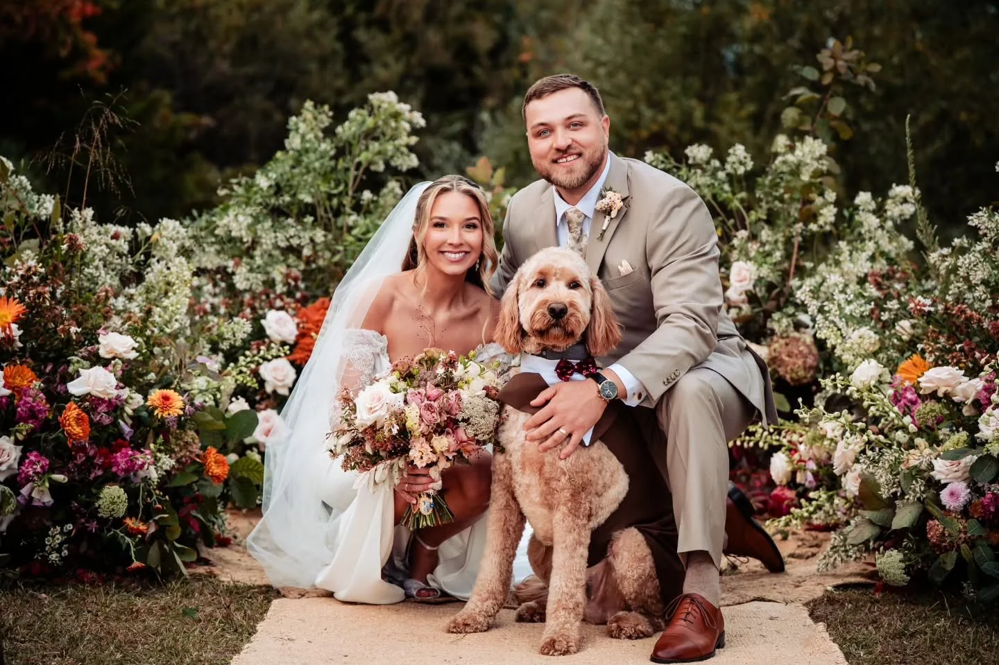 Private property weddings are always one of our favorites. Transforming a space that is so personal to the family truly creates such a meaningful and memorable event. The sweetest dog, Henry, was a true highlight of the day too 🥰 Thank you to Brooke
