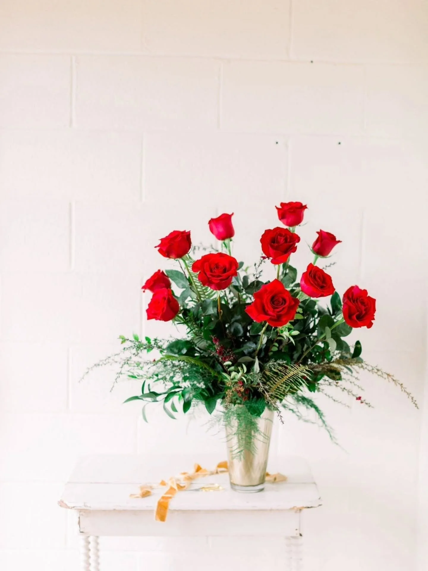 Please make sure all your friends know to order from a local Florist this Valentine's Day. Do not be lured into ordering through teleflora, FTD, or any of the mass ordering sites online. When you order through those companies they are taking a large 