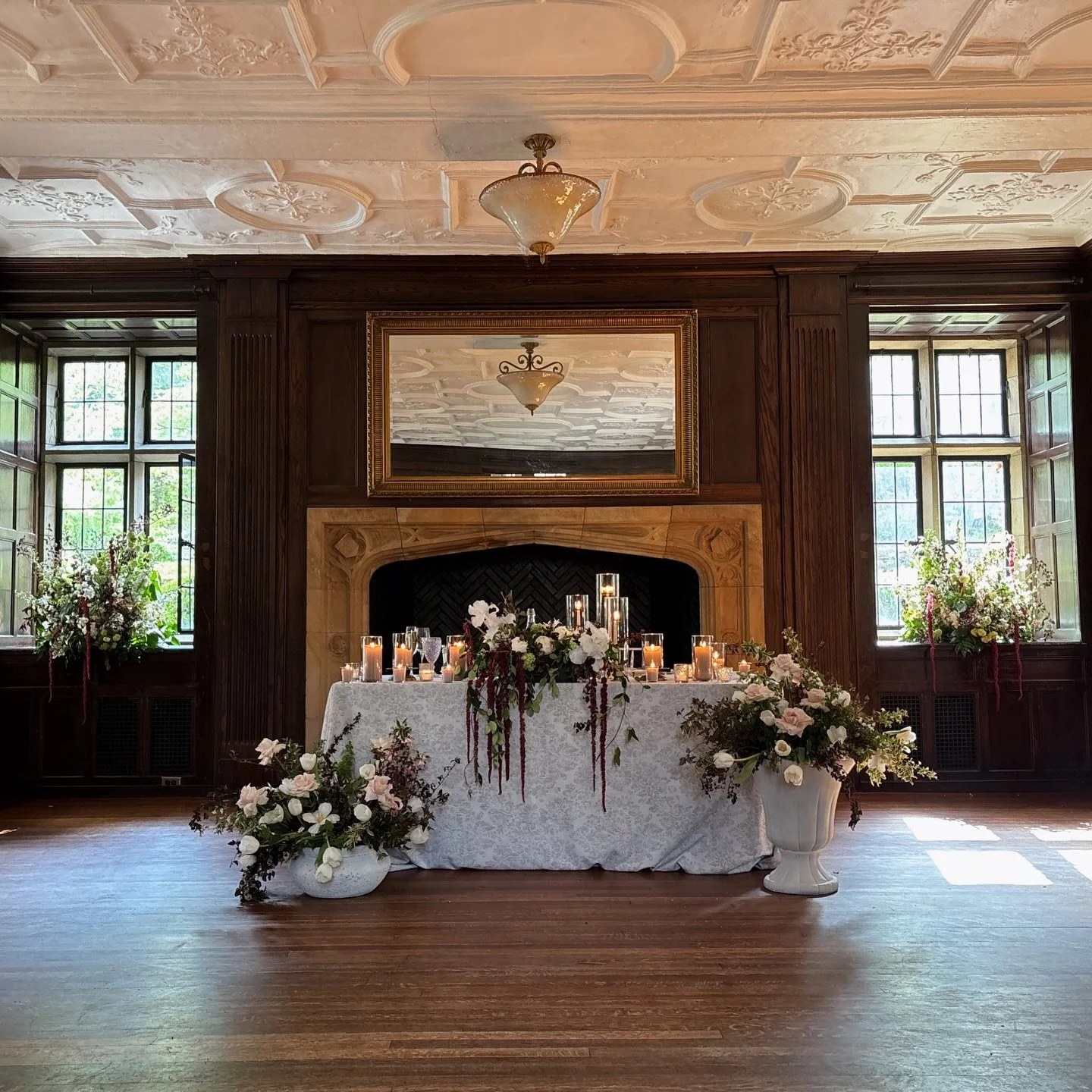 One of our favorite venues with a great team. We loved flowering for C&amp;S and bringing the vision to life. This color palette had the whole workshop drooling and just proves that you don&rsquo;t need to get married in a specific season for a speci