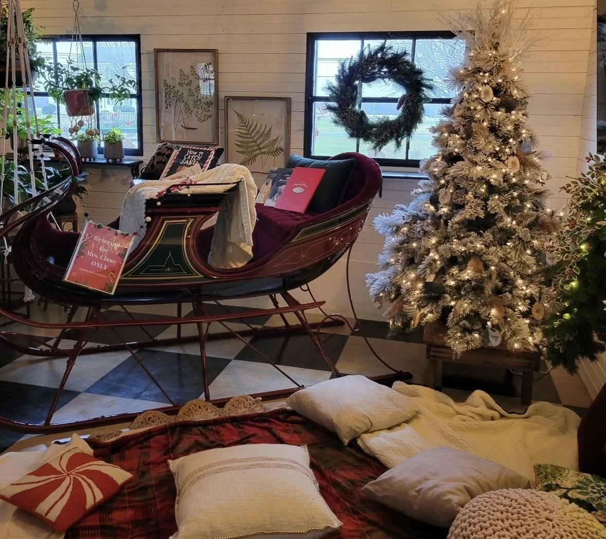 AGP Holiday Market