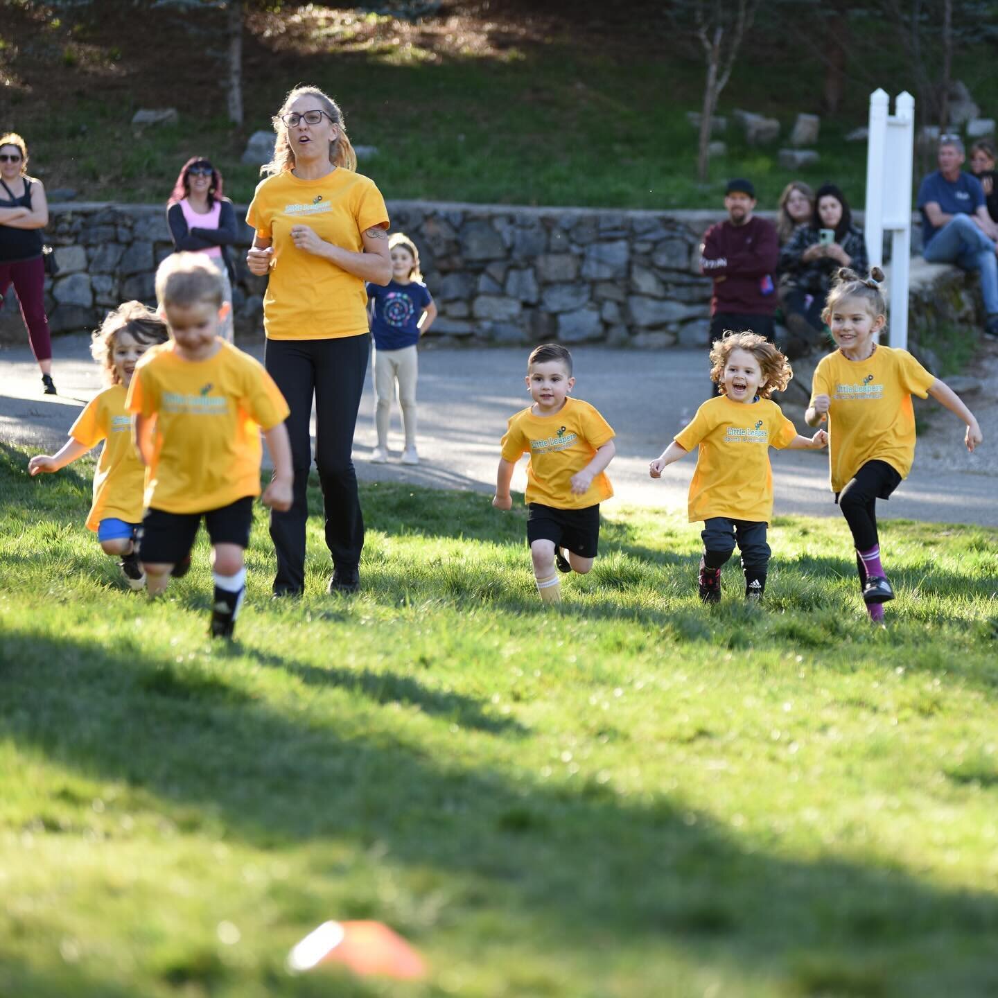 Soccer season has officially started for @little_leapers_ . Pioneer Park in Nevada City is one of my favorite places to shoot. This youth program is so amazing for parents with young kids. They have locations all over Northern California and lots of 