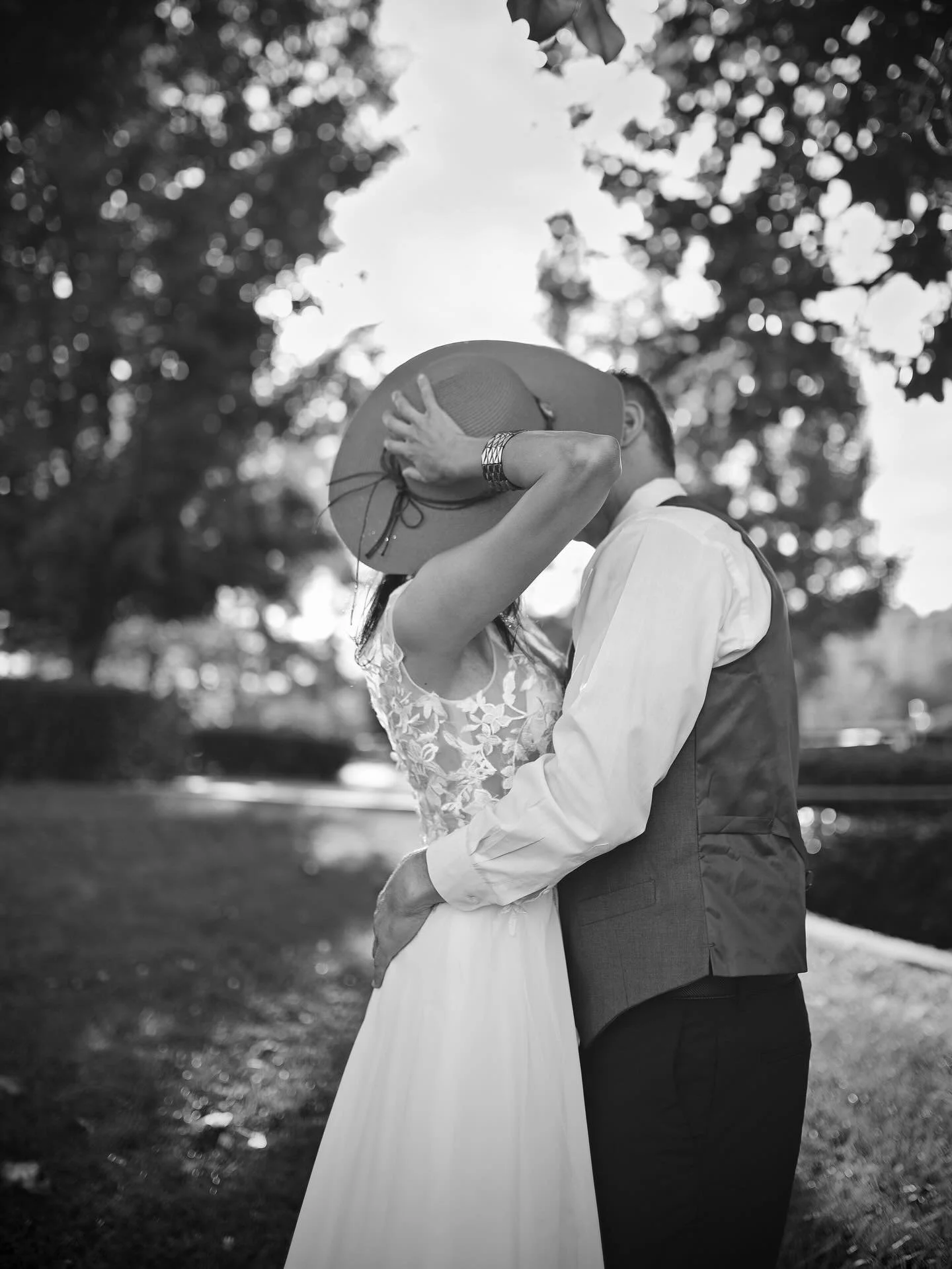 So torn between the color or back and white edit for this shot 
.
Message me or visit my website to book your session!
.
#wedding #weddingphotography #weddingphotographer #photography #photographer #sacramentowedding #sacramento #auburn #tahoe #place